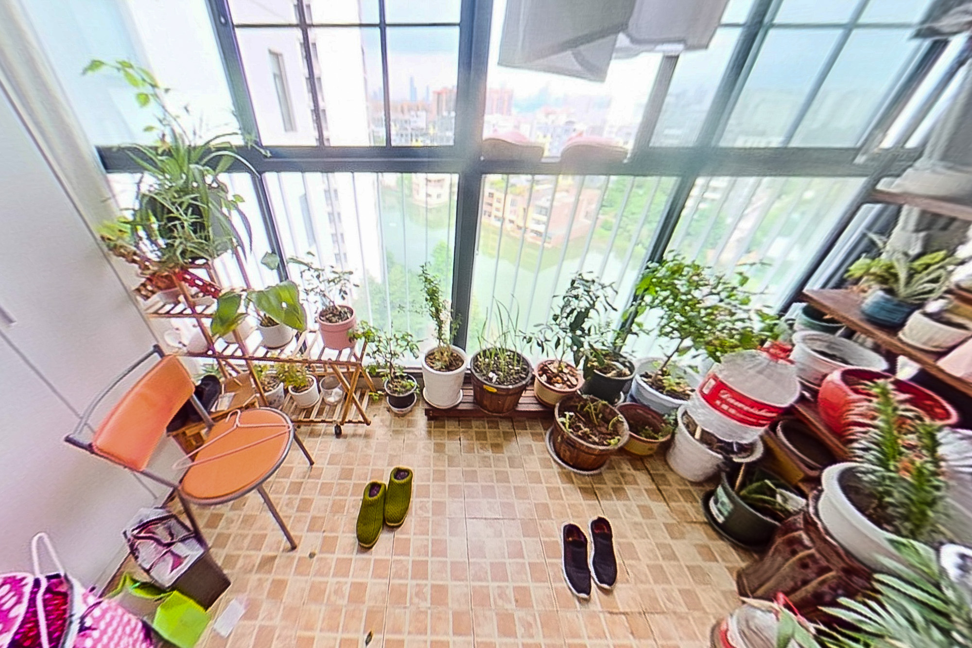 阳光100三期  2室2厅1卫    95.0万其他