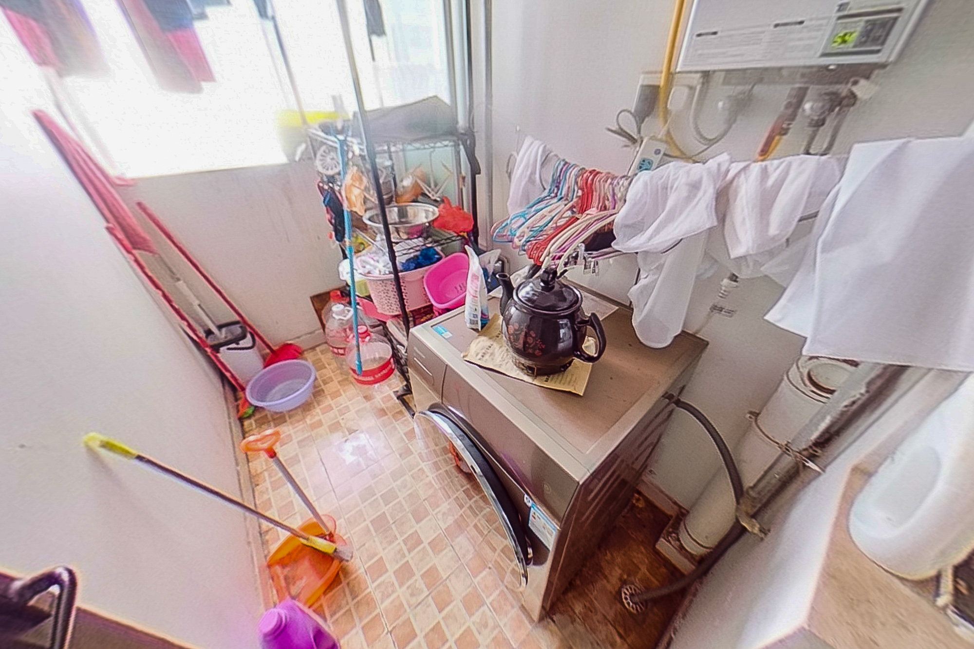 阳光100三期  2室2厅1卫    95.0万其他