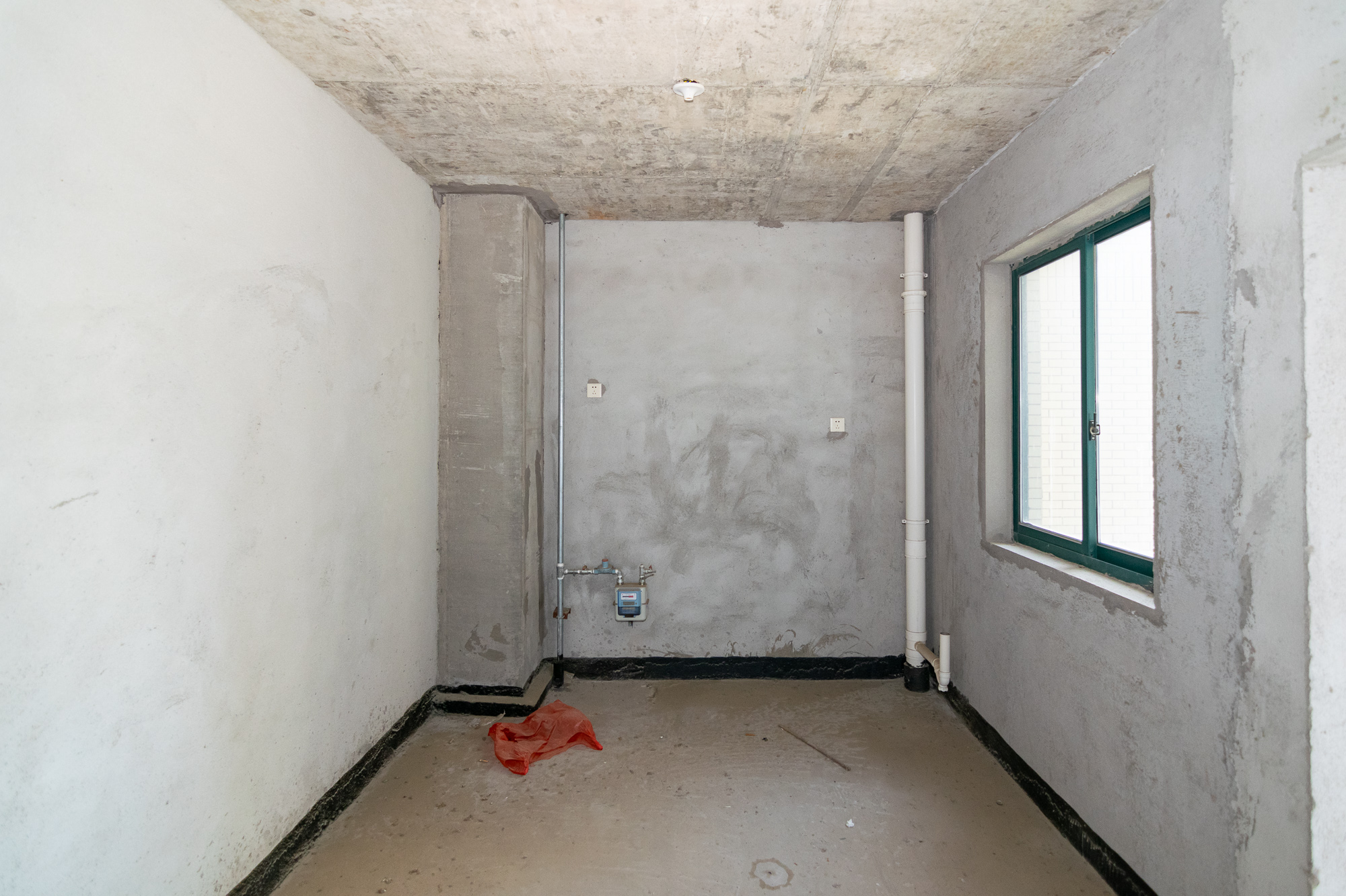 红建滨水铭城  4室2厅1卫    69.0万 红建滨水铭城  4室2厅1卫    69.0万厨房