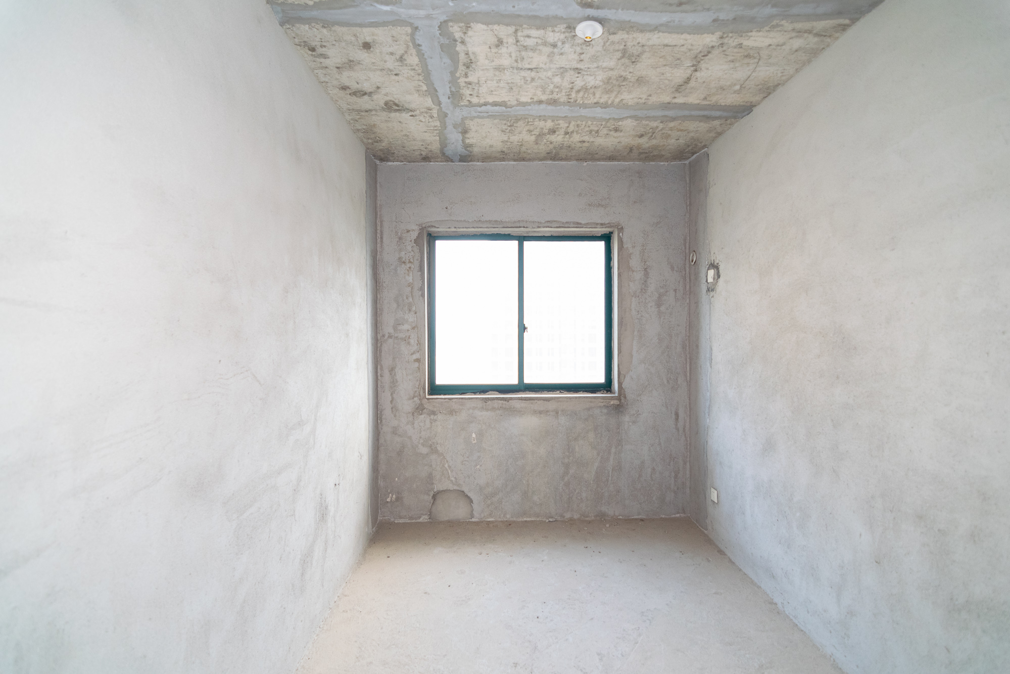 红建滨水铭城  4室2厅1卫    69.0万 红建滨水铭城  4室2厅1卫    69.0万卧室