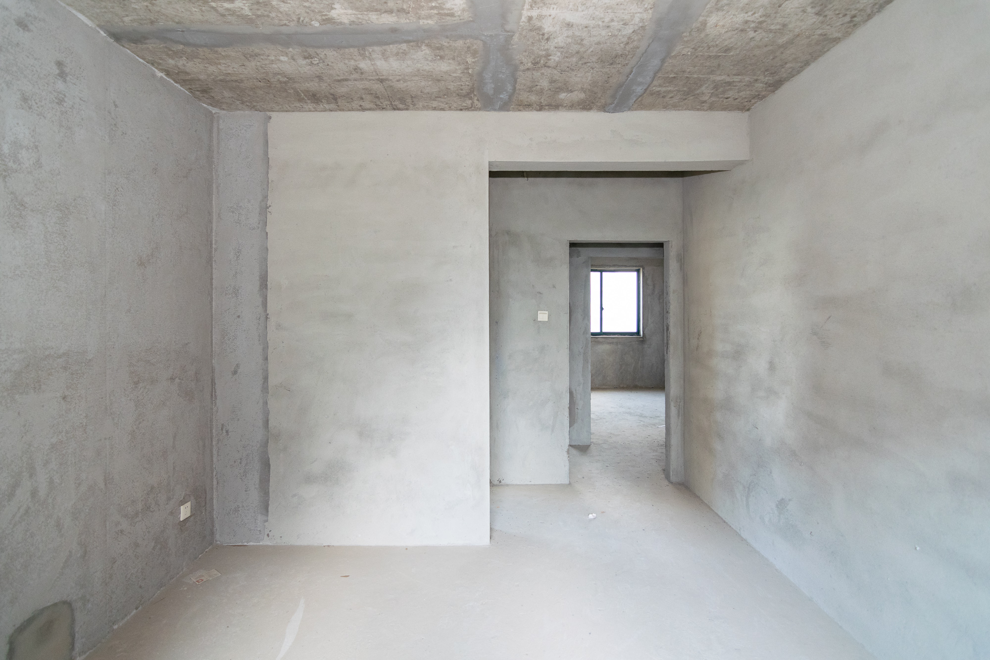 红建滨水铭城  4室2厅1卫    69.0万 红建滨水铭城  4室2厅1卫    69.0万卧室