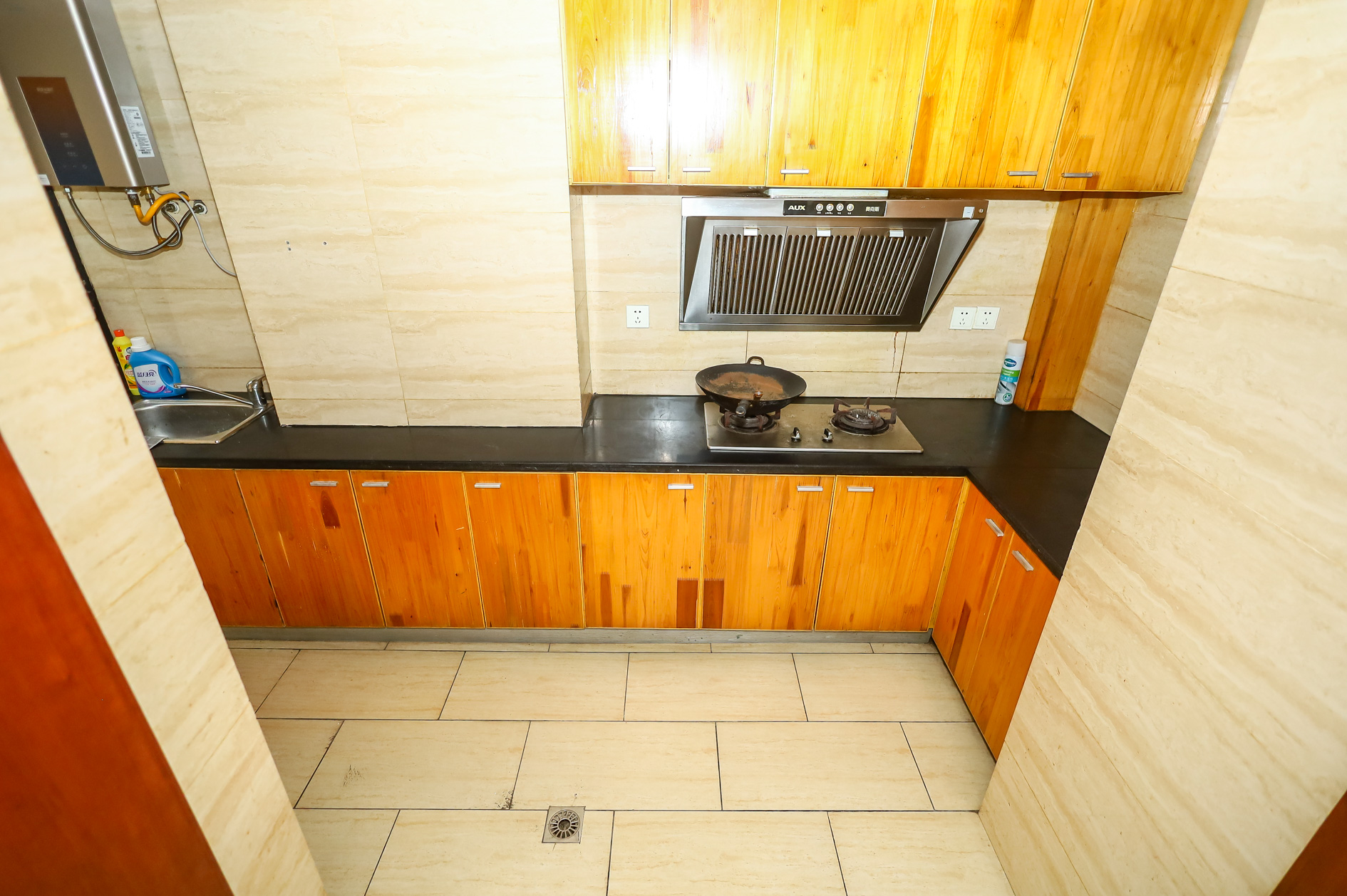 筑梦园 4室2厅2卫 86.0万 筑梦园 4室2厅2卫 86.0万厨房