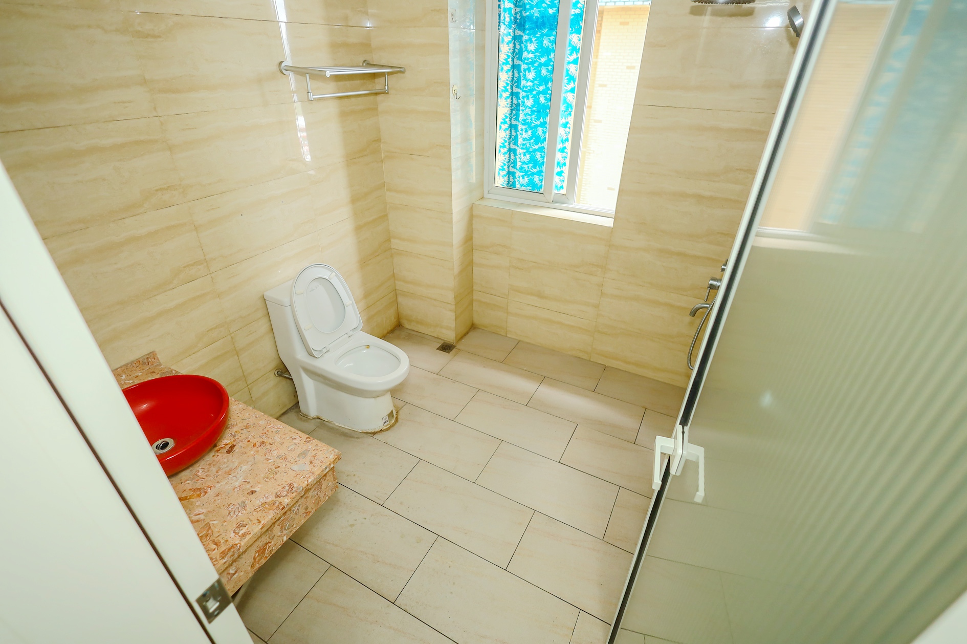 筑梦园 4室2厅2卫 86.0万 筑梦园 4室2厅2卫 86.0万卫生间