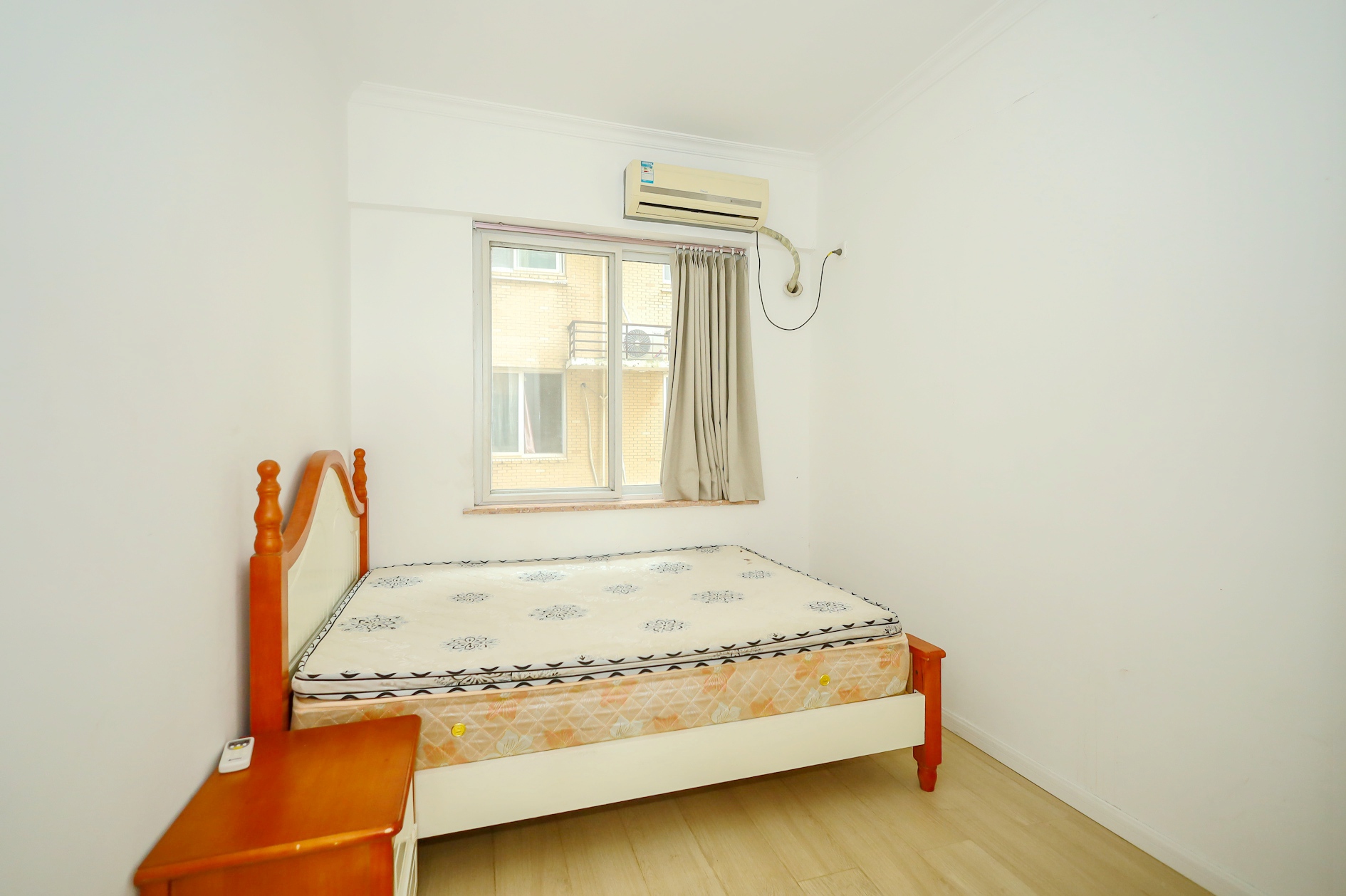 筑梦园 4室2厅2卫 86.0万 筑梦园 4室2厅2卫 86.0万卧室