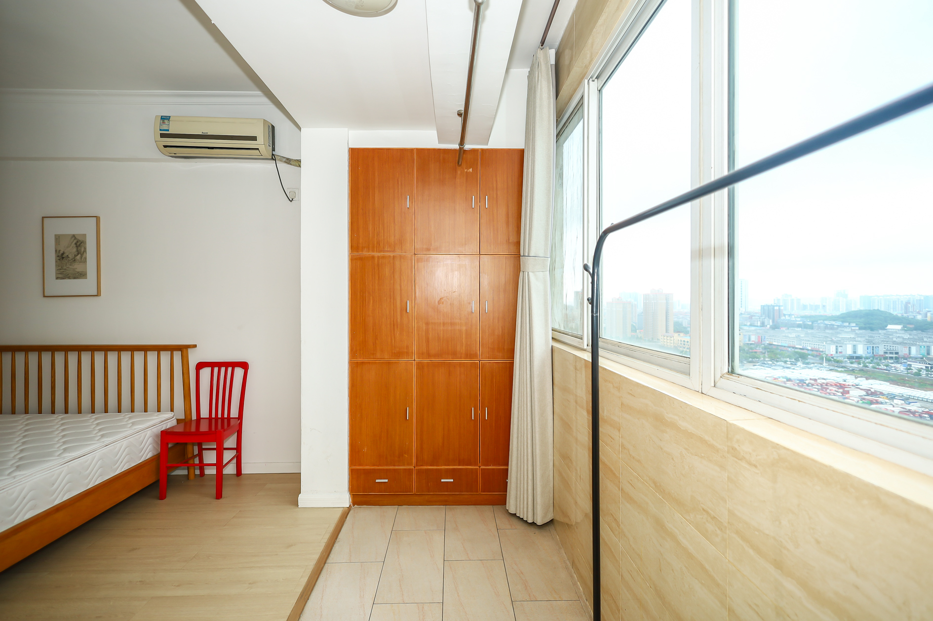 筑梦园 4室2厅2卫 86.0万 筑梦园 4室2厅2卫 86.0万阳台