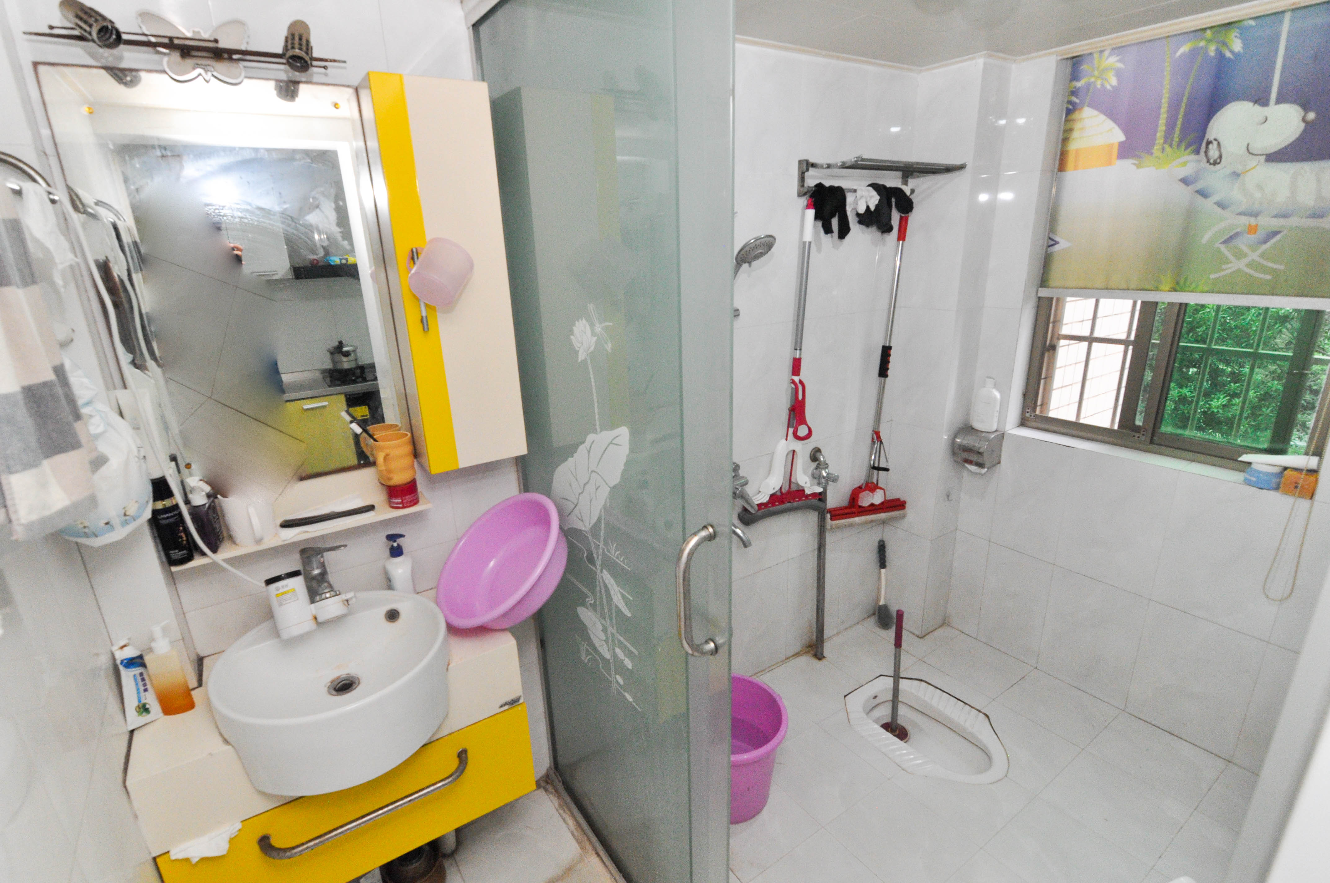 麓谷加州阳光  4室2厅2卫    120.0万 麓谷加州阳光  4室2厅2卫    120.0万卫生间