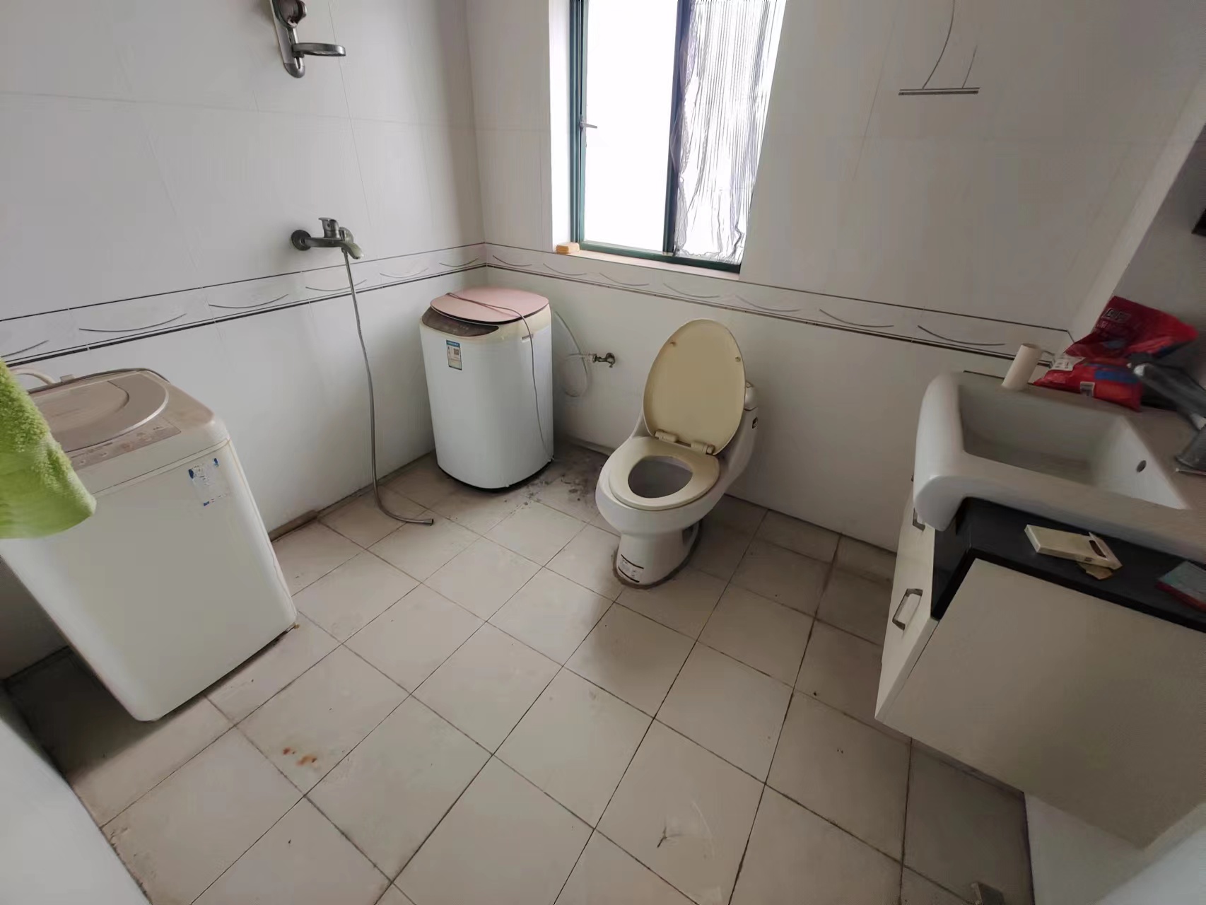 湘滨逸墅 3室2厅2卫 56.0万 湘滨逸墅 3室2厅2卫 56.0万室内图