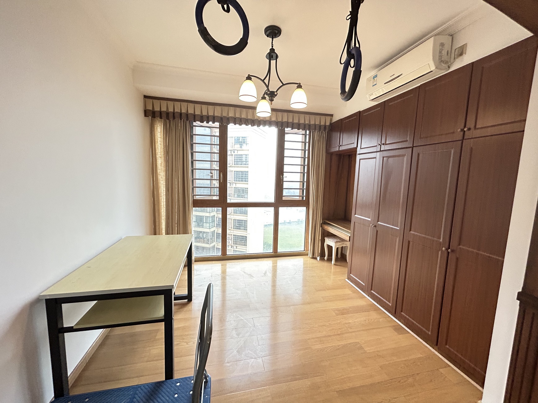 翠谷城  4室2厅2卫    75.0万 翠谷城  4室2厅2卫    75.0万室内图