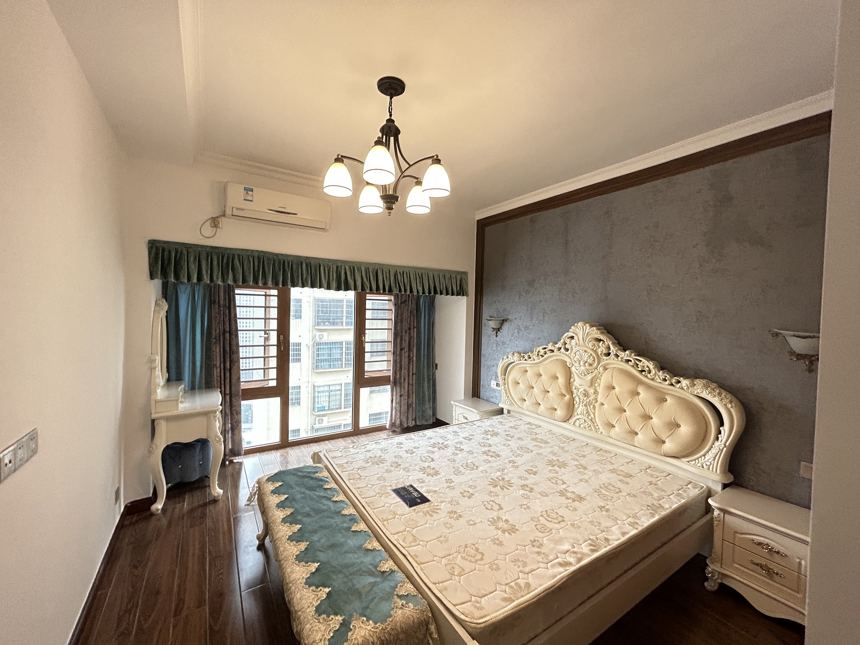 翠谷城  4室2厅2卫    75.0万 翠谷城  4室2厅2卫    75.0万室内图