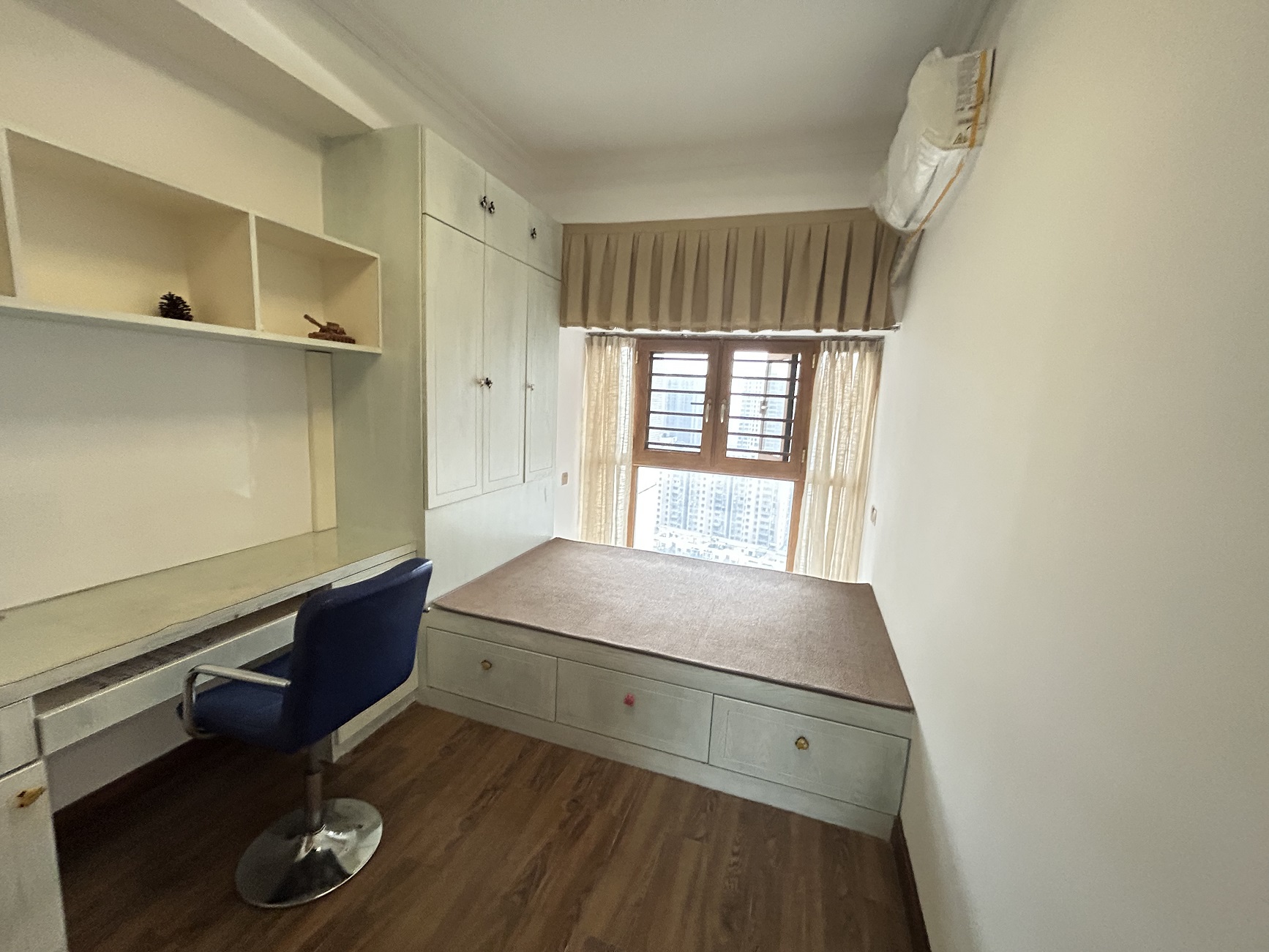 翠谷城  4室2厅2卫    75.0万 翠谷城  4室2厅2卫    75.0万室内图