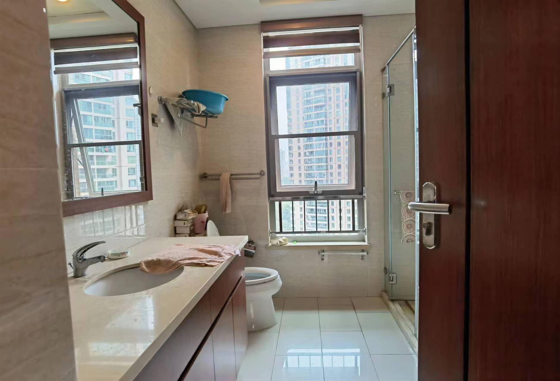 晋合湘水湾二期 4室2厅3卫 190.0万 晋合湘水湾二期 4室2厅3卫 190.0万室内图