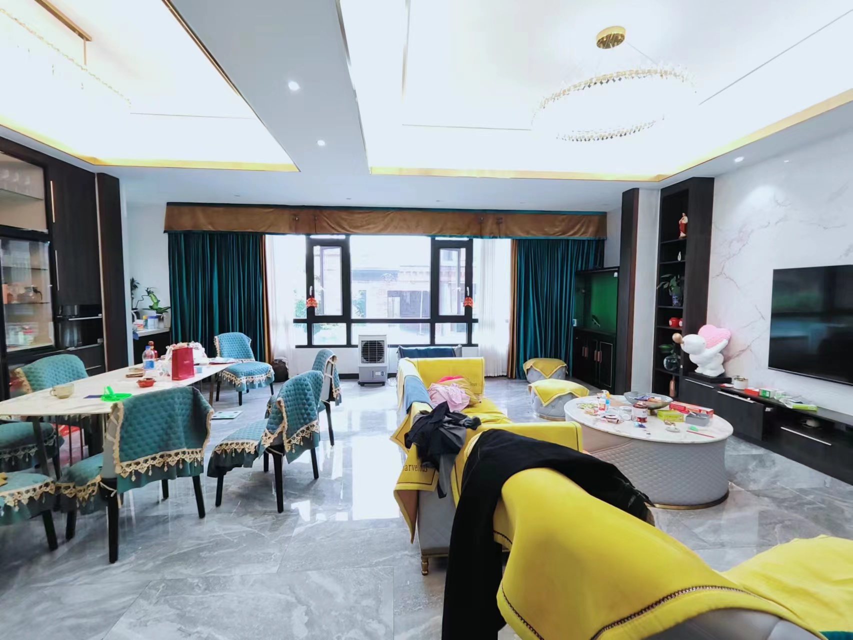 翡翠公园(北大资源) 4室3厅3卫 190.0万 翡翠公园(北大资源) 4室3厅3卫 190.0万室内图