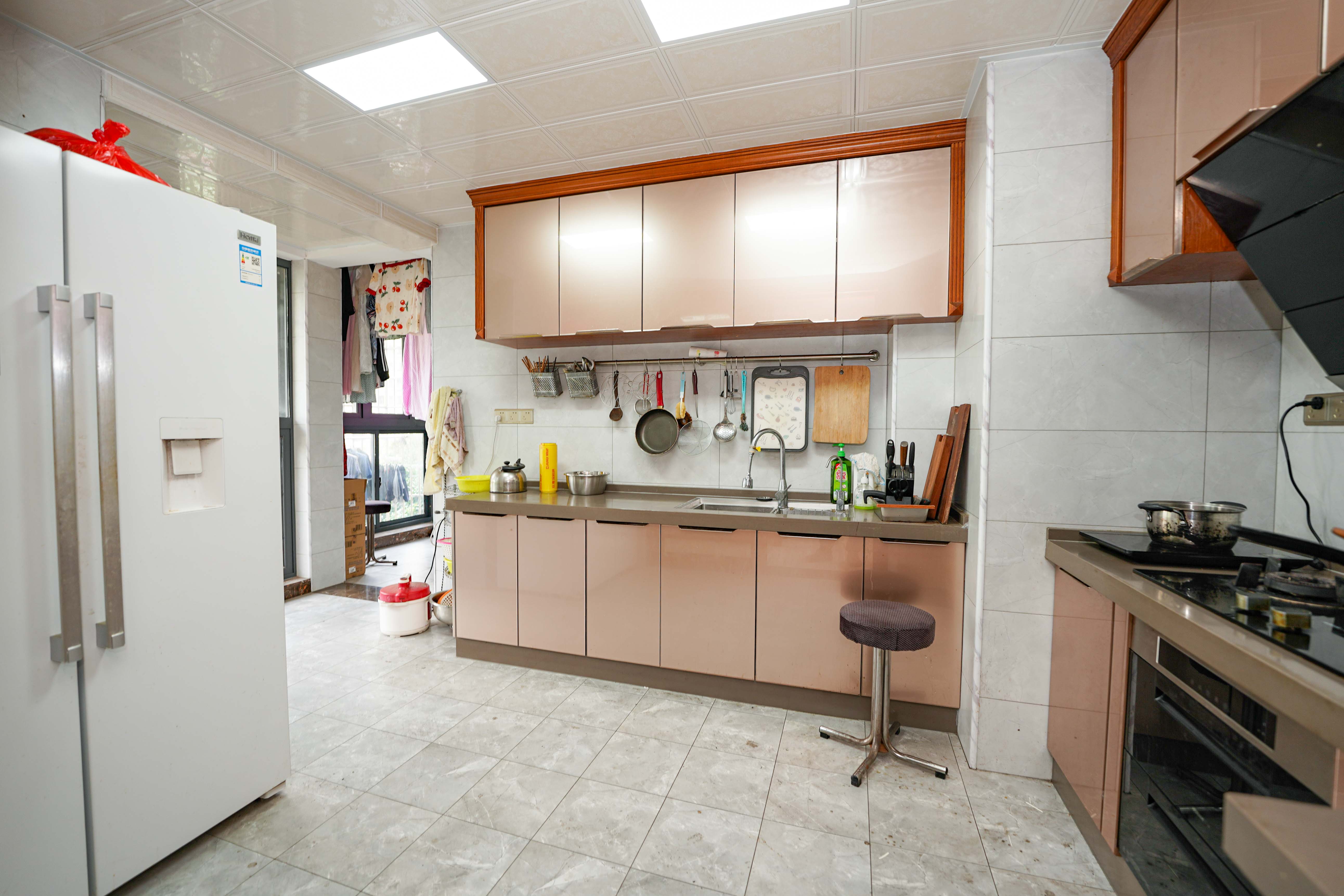 嘉华城(一期) 5室2厅2卫 208.00万 嘉华城(一期) 5室2厅2卫 208.00万厨房