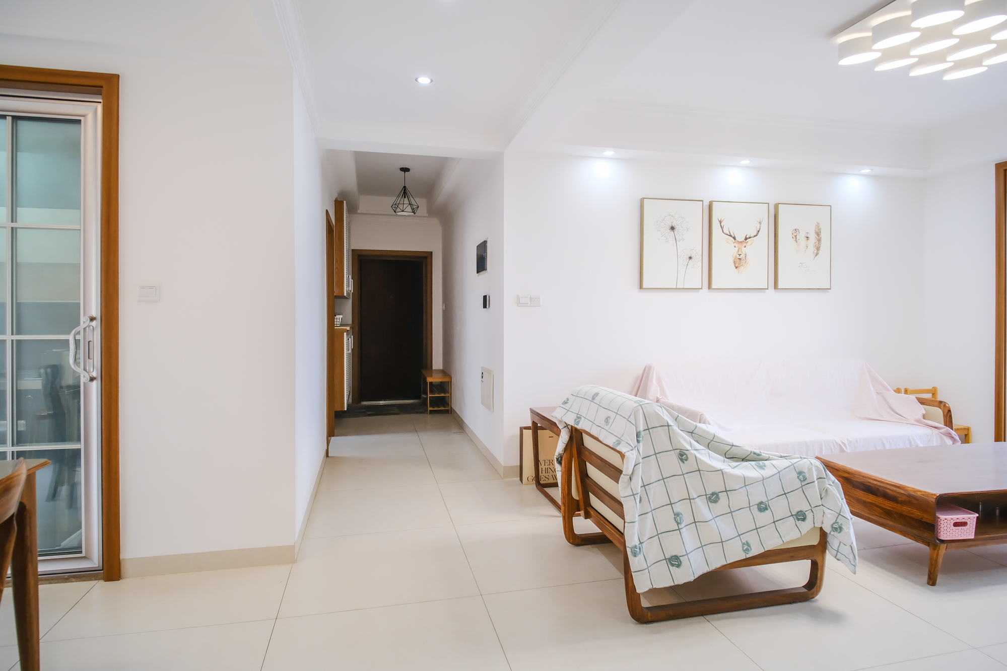 保利香槟国际  3室2厅2卫    111.8万其他