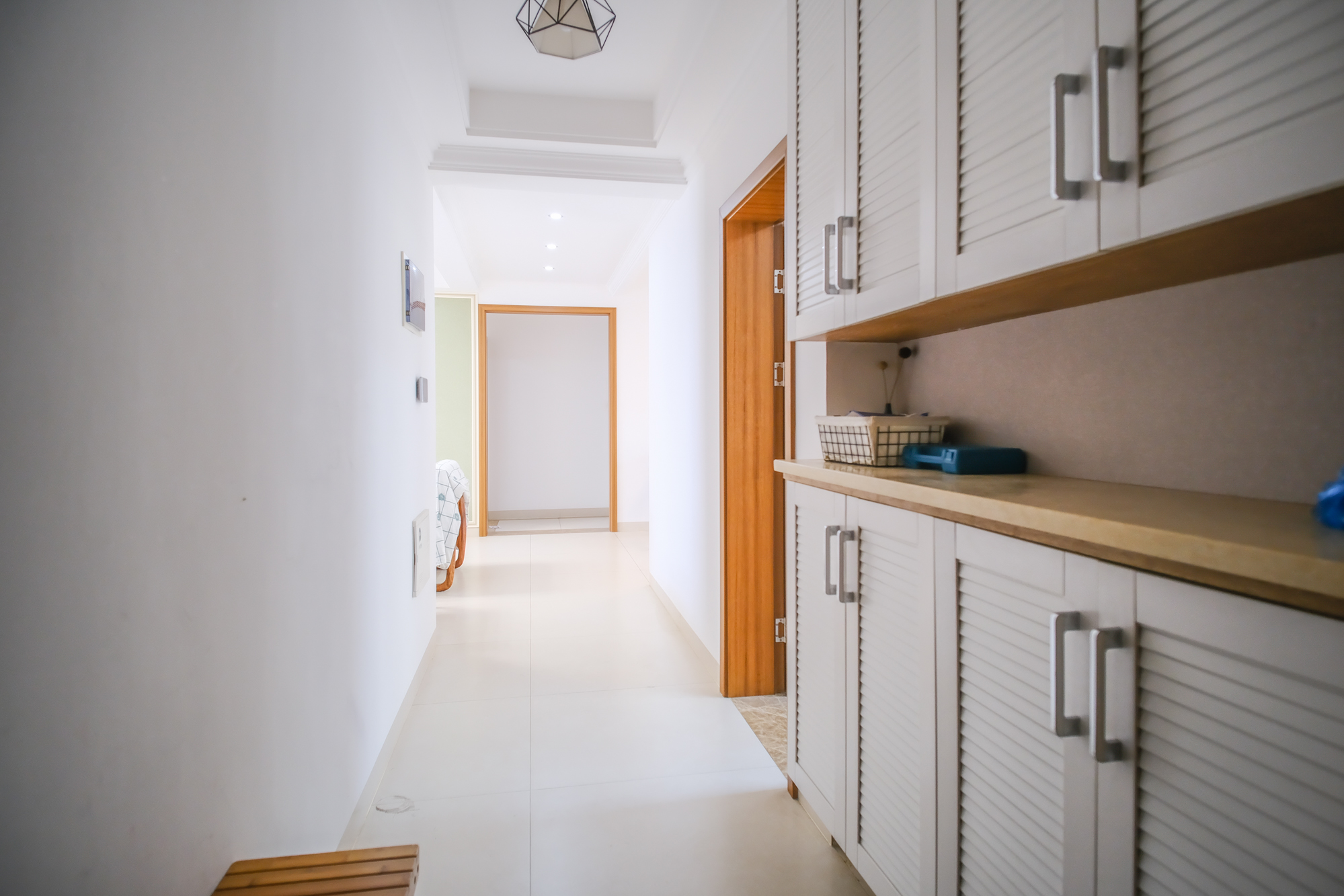 保利香槟国际  3室2厅2卫    111.8万其他