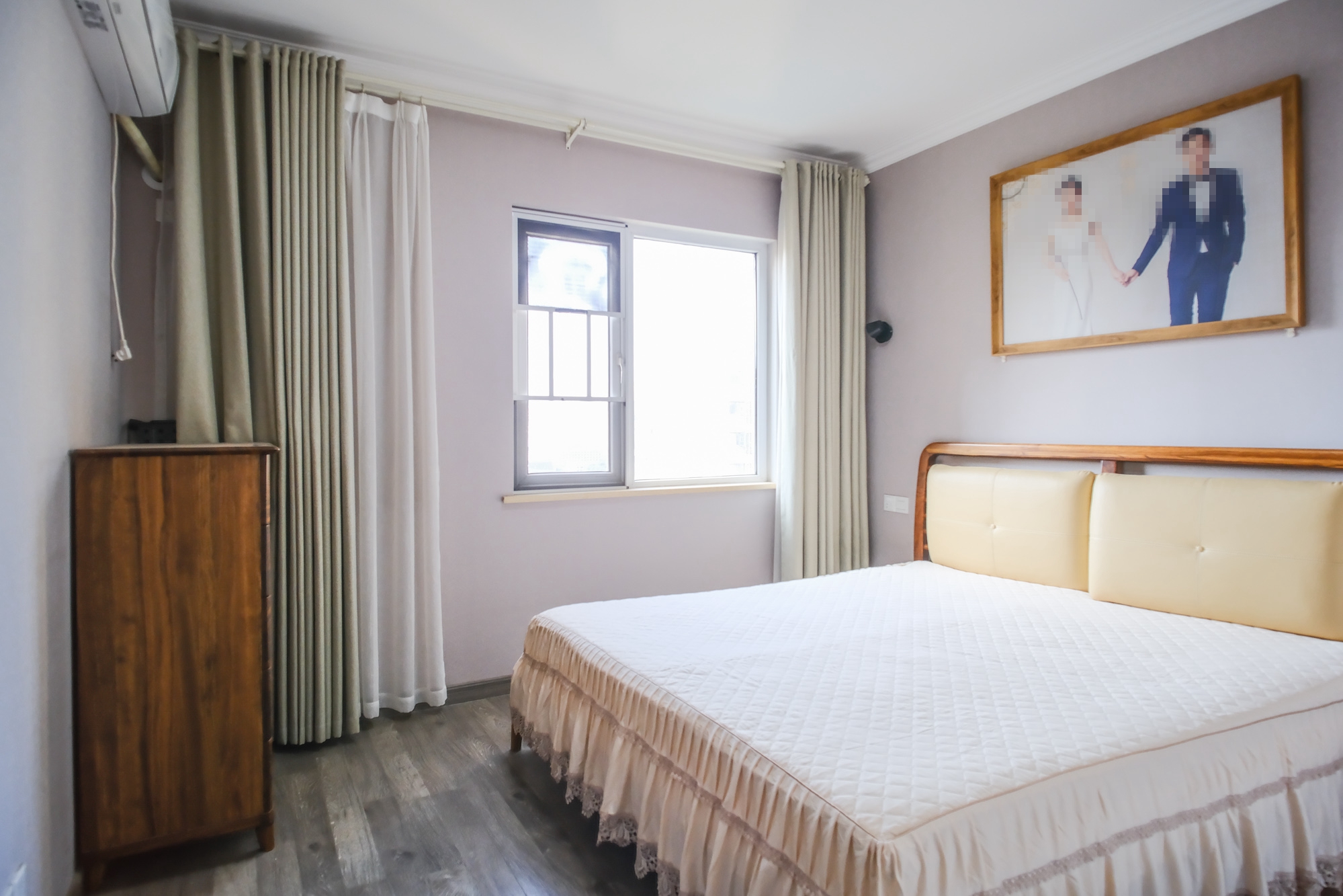 保利香槟国际  3室2厅2卫    111.8万卧室