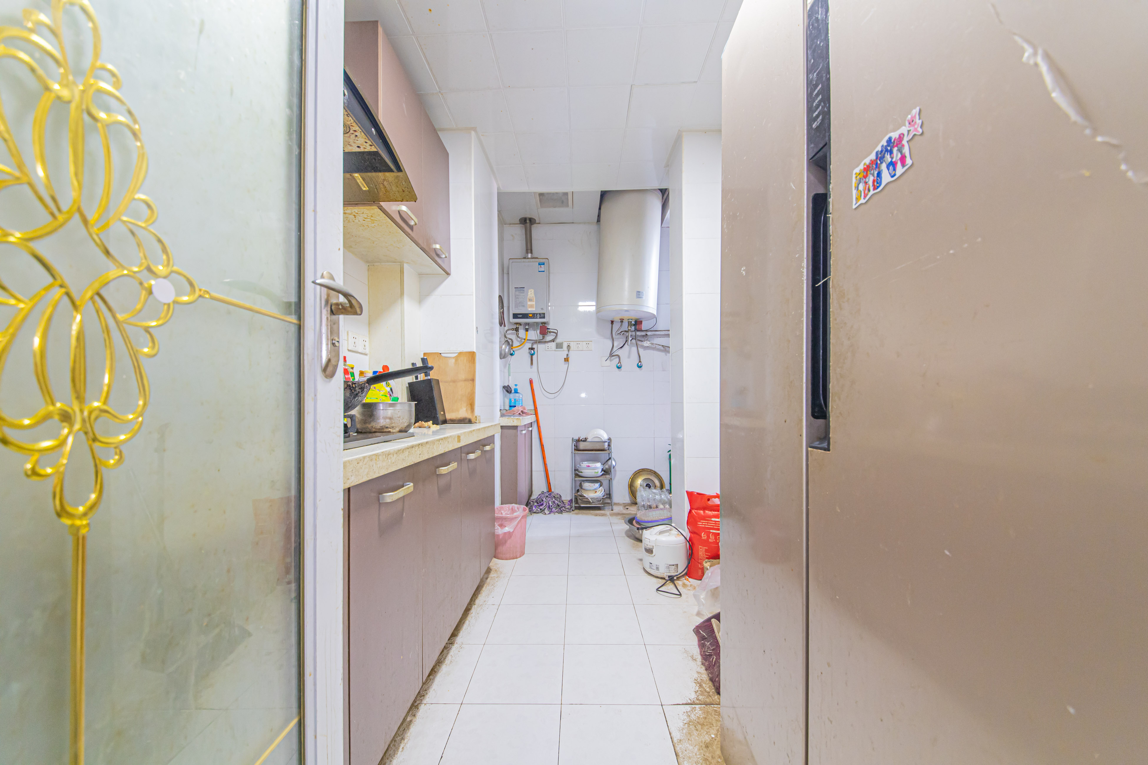 绿地公馆（绿地名邸）  3室2厅2卫    102.0万厨房