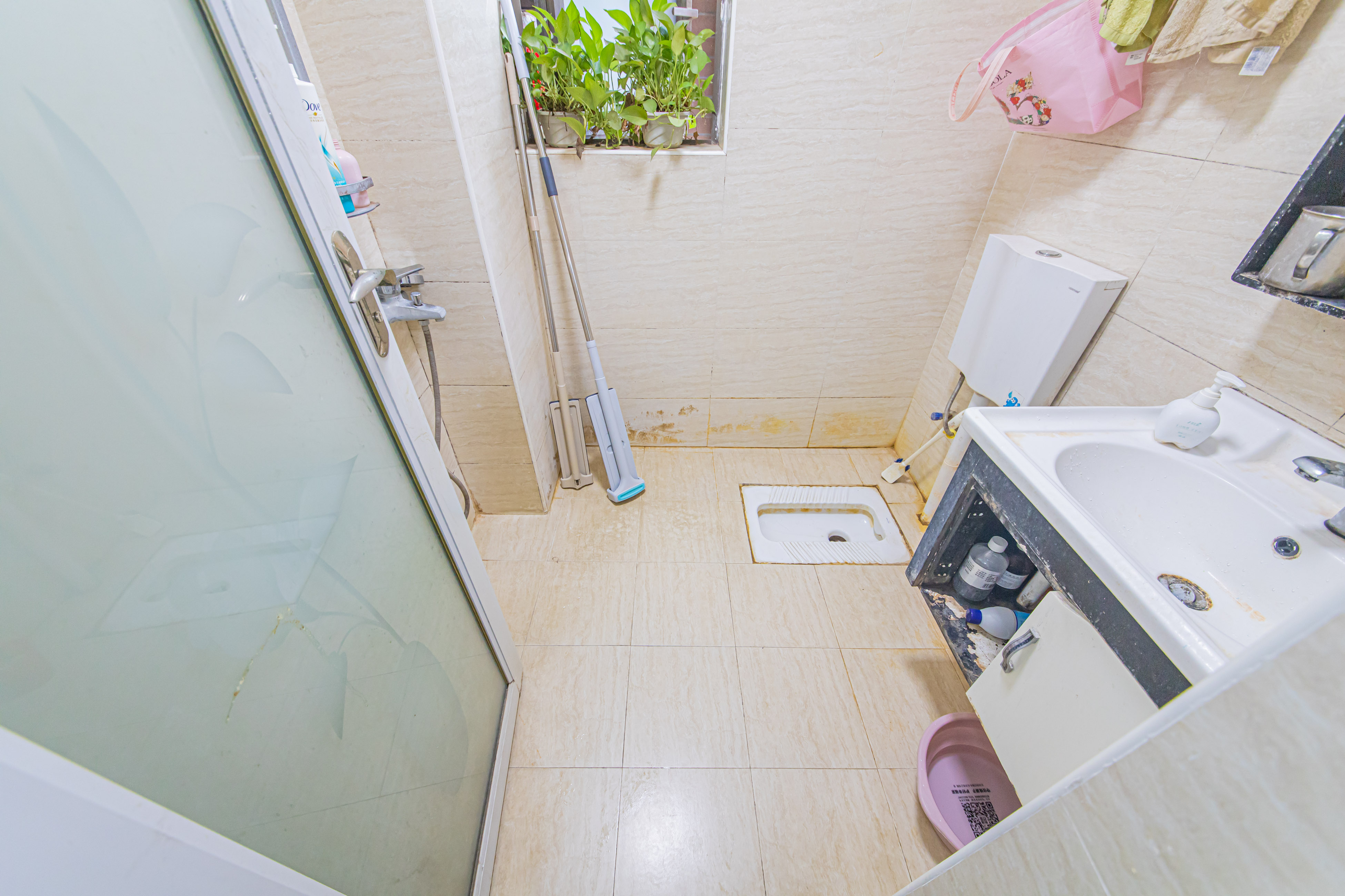 绿地公馆（绿地名邸）  3室2厅2卫    102.0万卫生间