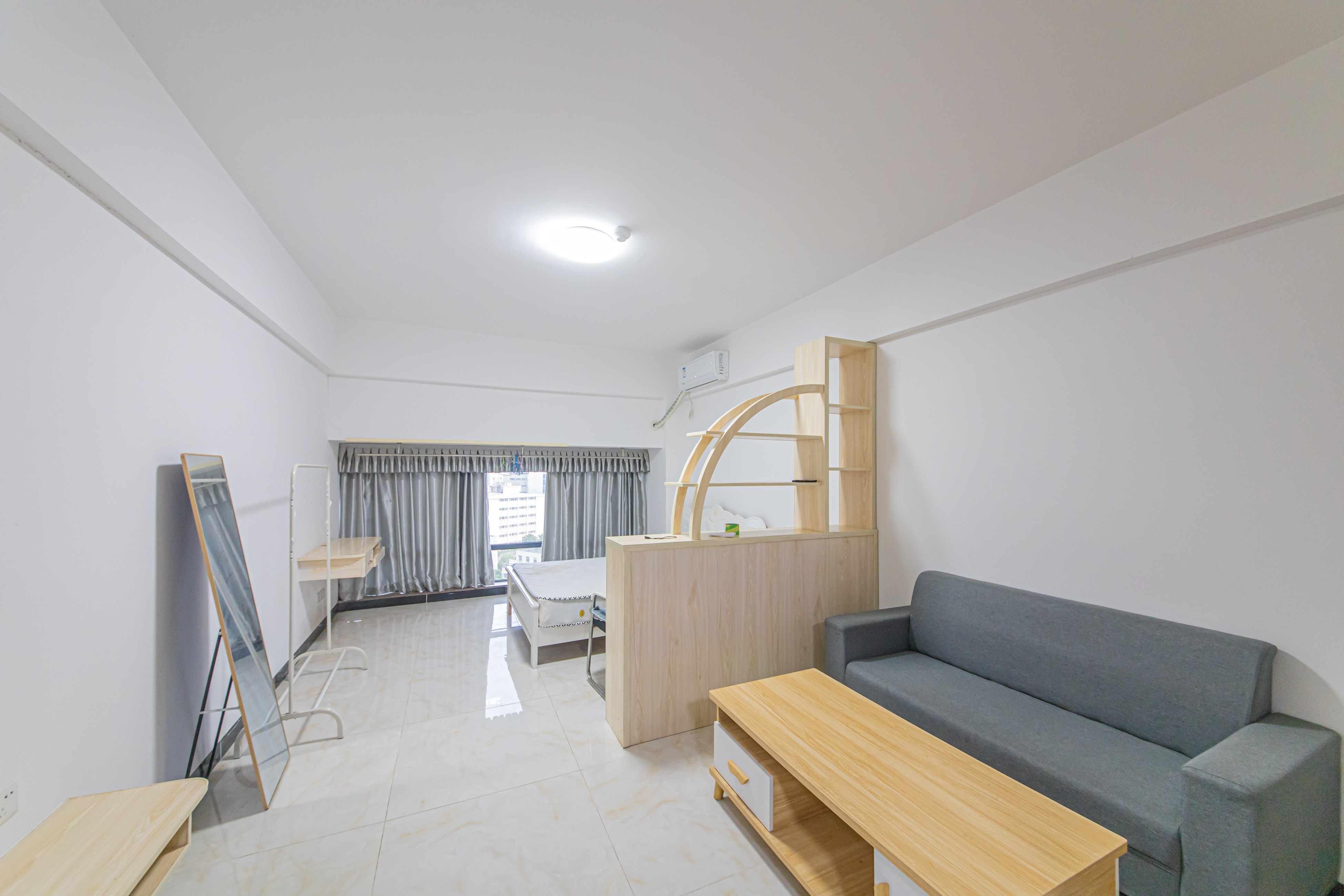 中建芙蓉嘉苑  1室1厅1卫   30.00万客厅