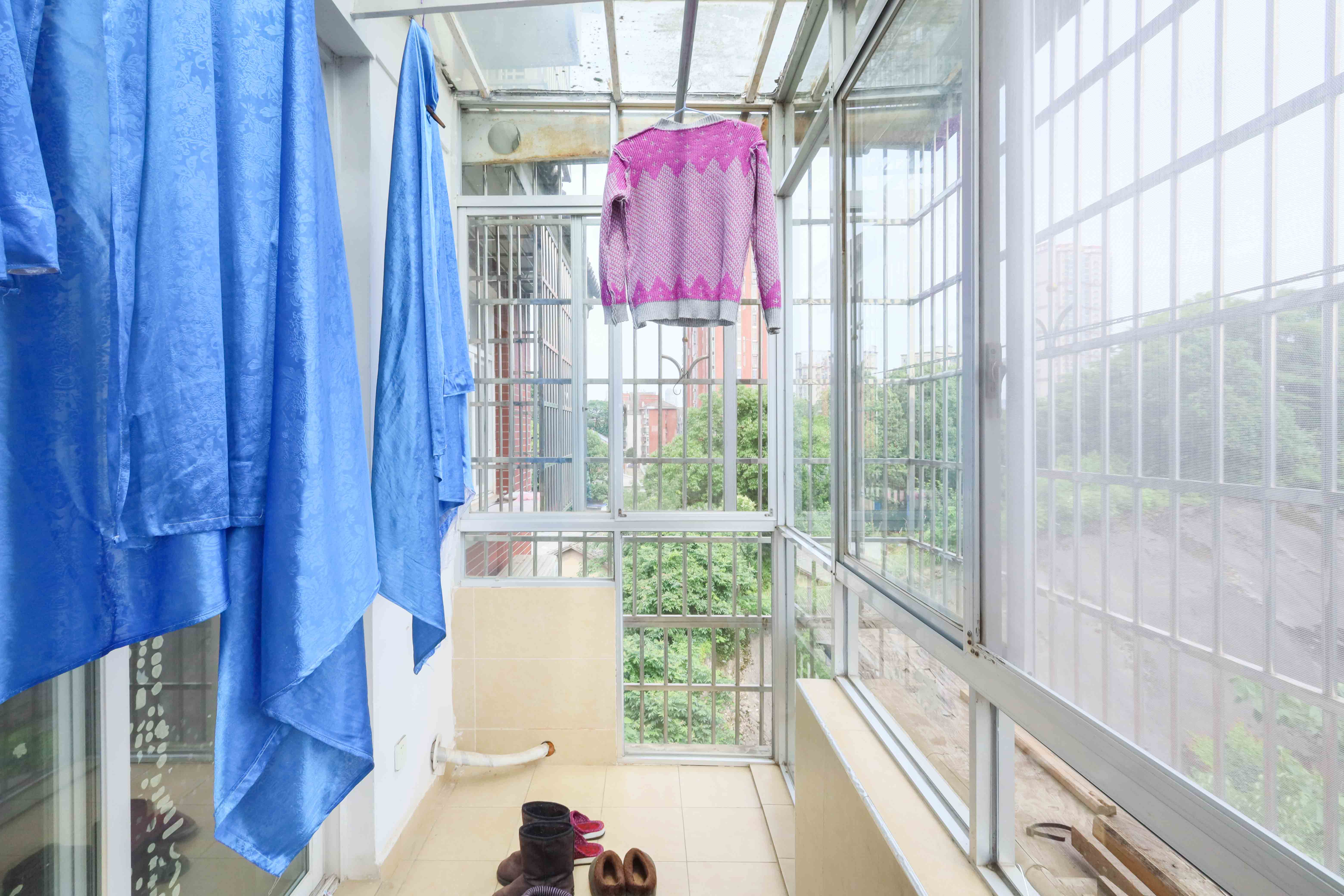 山水英伦  3室2厅2卫   80.00万其他