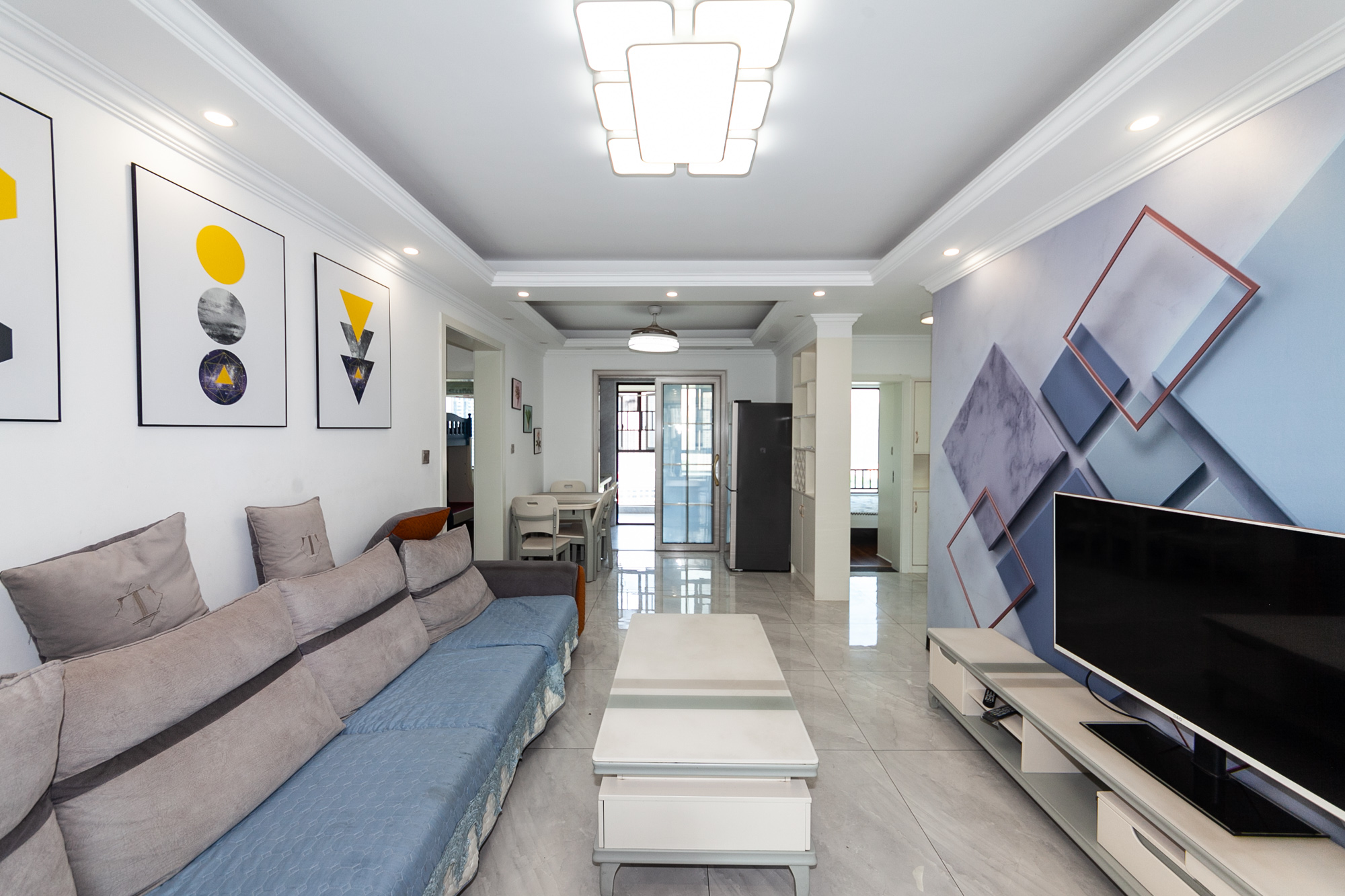 龙湖湘风原著（龙湖湘风星城）  3室2厅1卫    89.8万客厅