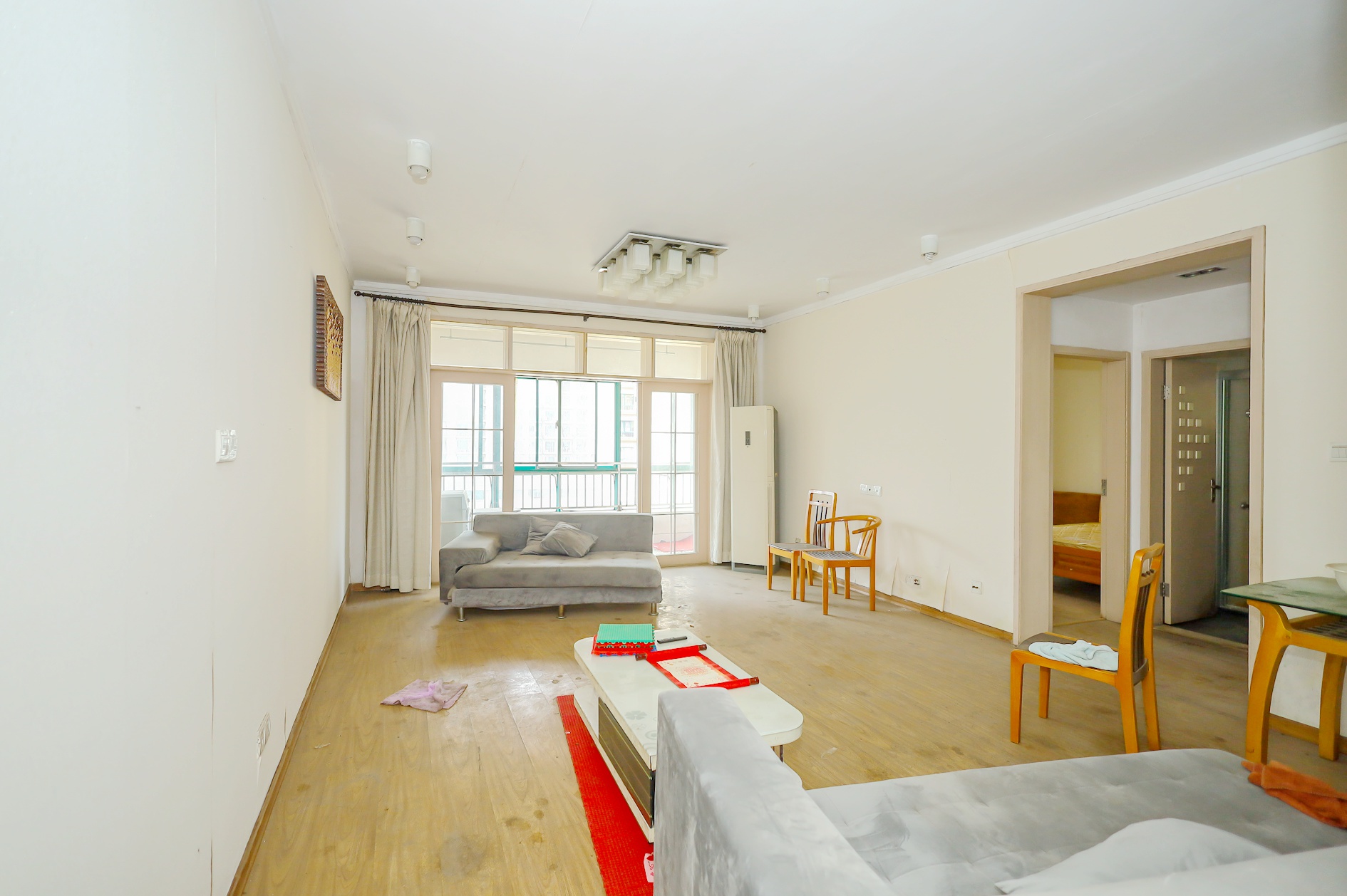 明城公寓 2室2厅1卫 62.0万 明城公寓 2室2厅1卫 62.0万客厅