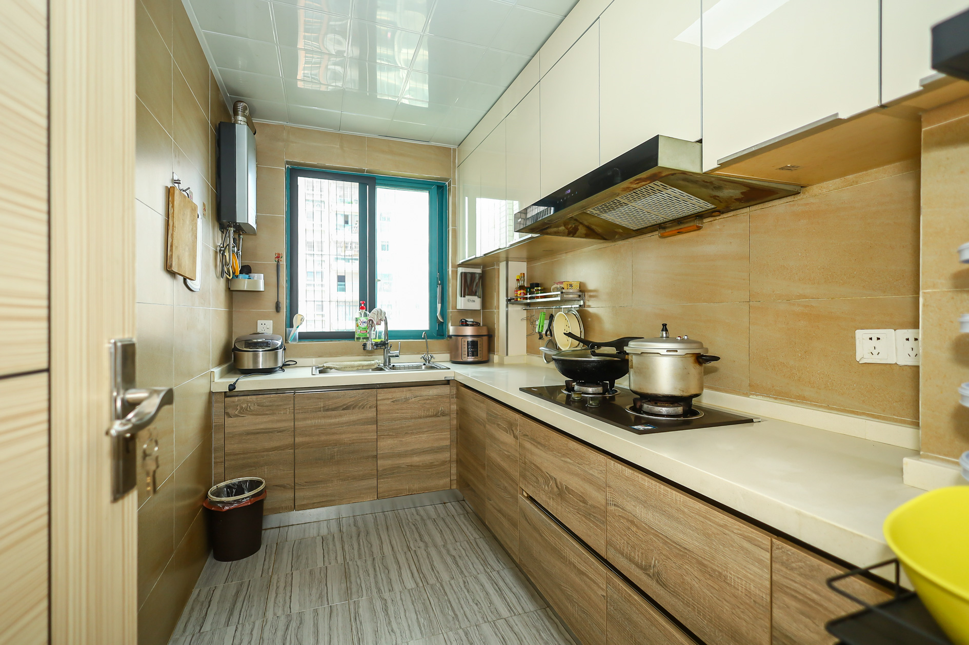 蝴蝶谷 3室2厅1卫 89.8万 蝴蝶谷 3室2厅1卫 89.8万厨房