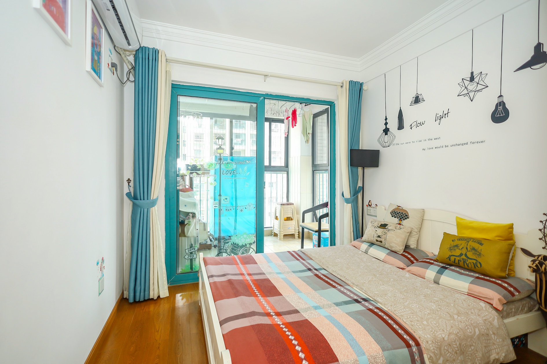 蝴蝶谷 3室2厅1卫 89.8万 蝴蝶谷 3室2厅1卫 89.8万卧室