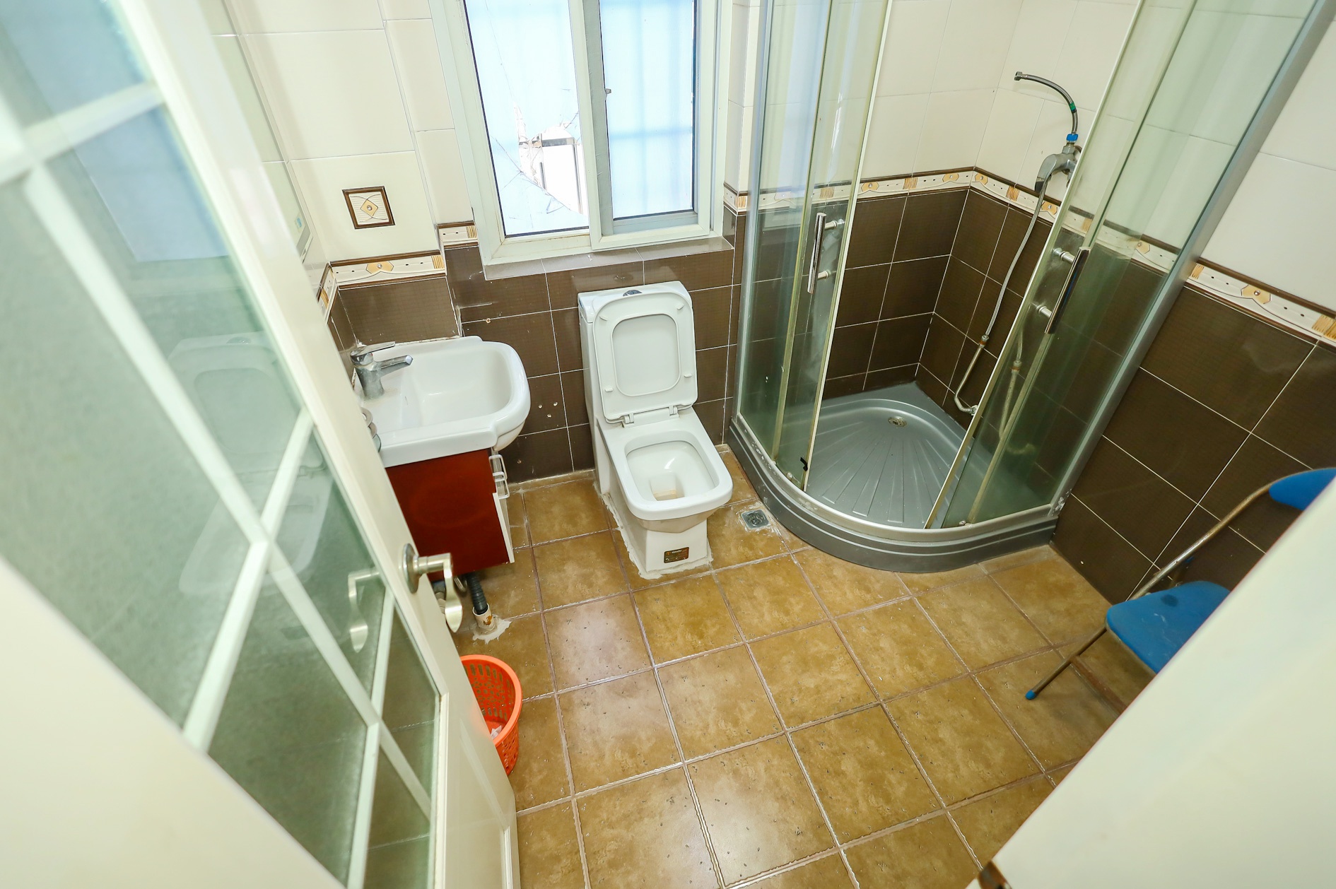 圆梦家园  4室2厅2卫    65.0万 圆梦家园  4室2厅2卫    65.0万卫生间