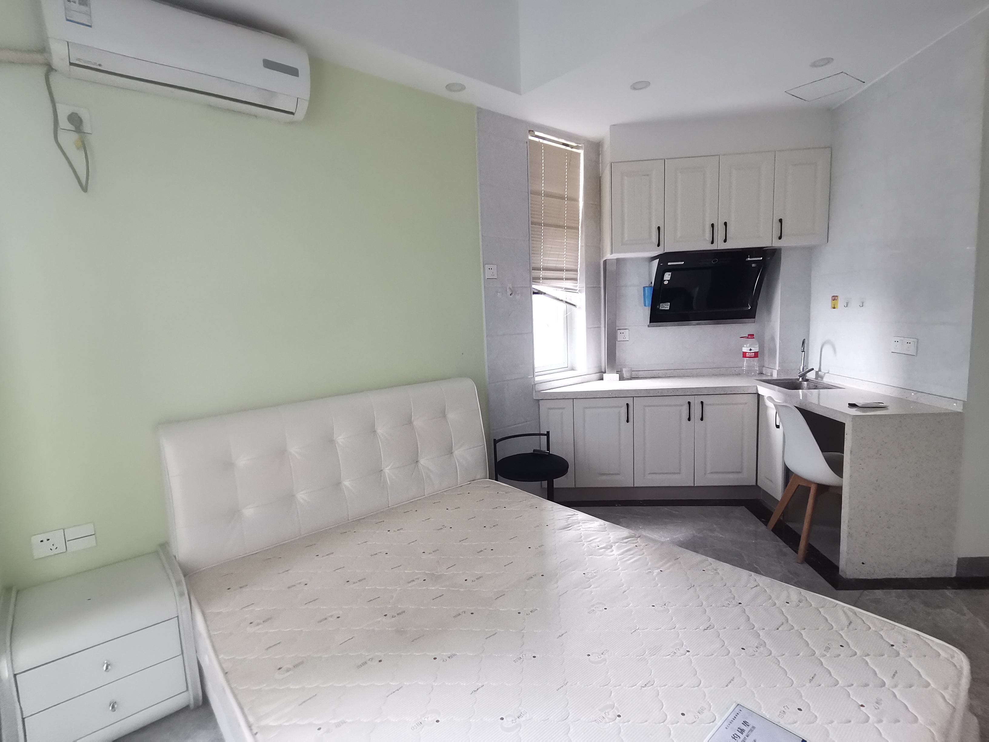 庐山一号  1室1厅1卫    21.8万 庐山一号  1室1厅1卫    21.8万