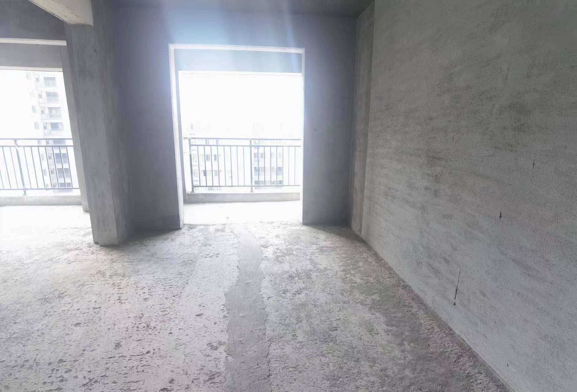 太一格  3室2厅2卫   73.80万室内图