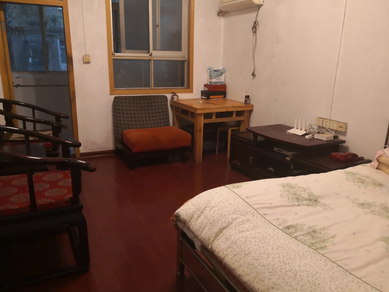 430朝阳村(宋家桥朝阳村) 2室2厅1卫 13.8万 430朝阳村(宋家桥朝阳村) 2室2厅1卫 13.8万室内图