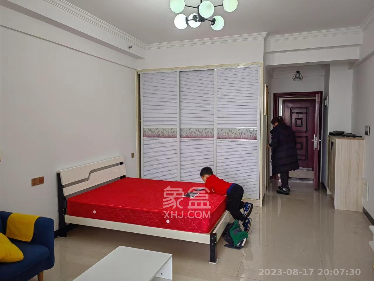 润和紫郡一期  1室1厅1卫   1300.00元/月室内图