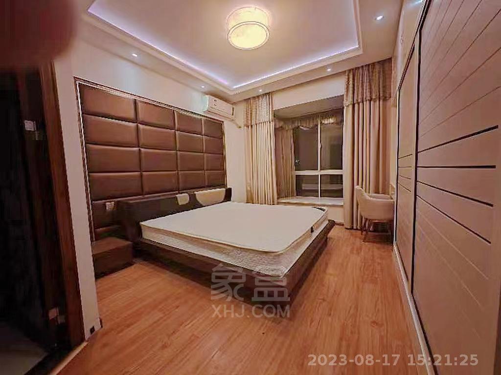 裕景龙苑 3室2厅2卫 1500.00元/月 裕景龙苑 3室2厅2卫 1500.00元/月室内图