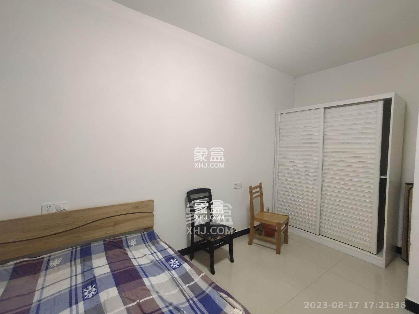 鑫远湘府逸园  3室2厅2卫   2300.00元/月室内图