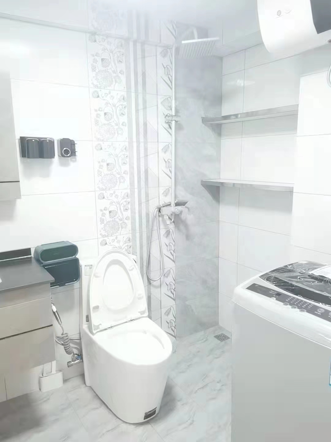 恒大滨河左岸  1室1厅1卫   1500.00元/月室内图