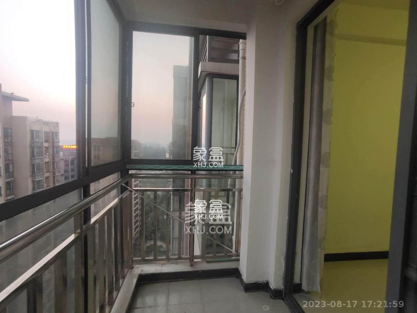 鑫远湘府逸园  3室2厅2卫   2300.00元/月室内图
