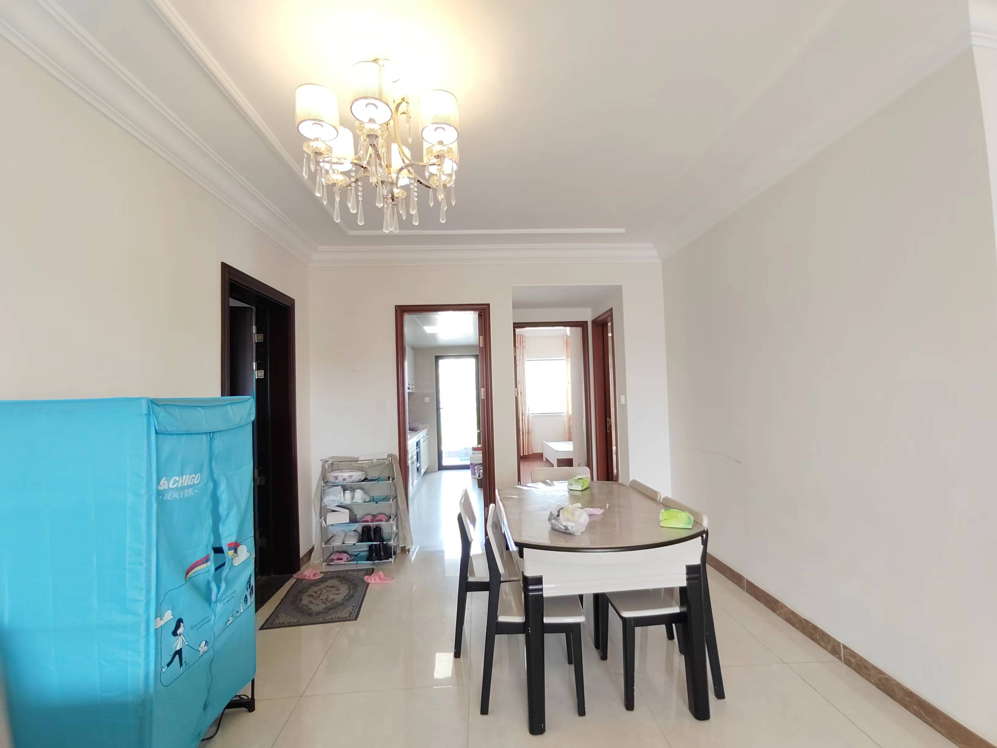 恒大华府  3室2厅2卫    85.0万 恒大华府  3室2厅2卫    85.0万室内图