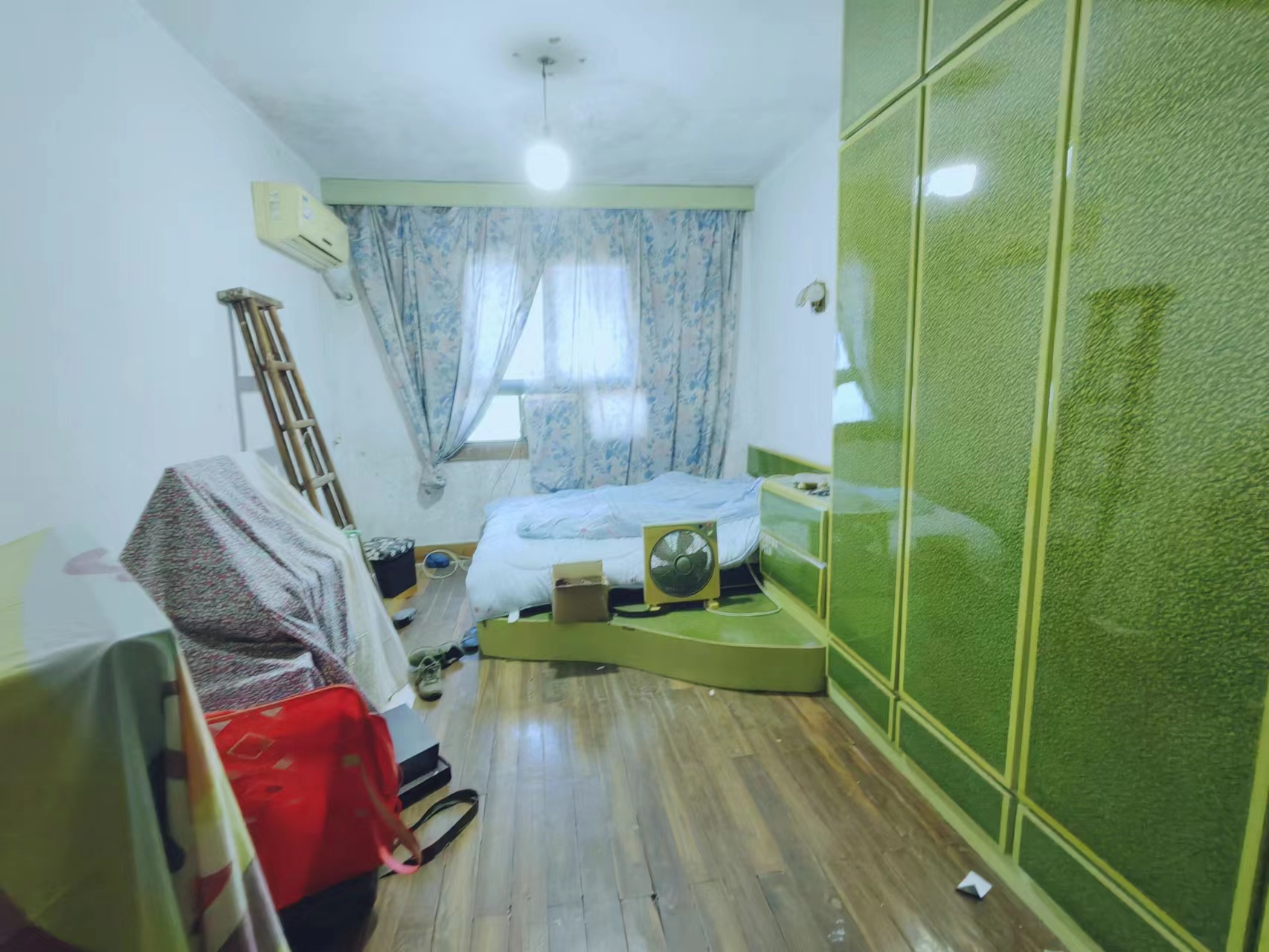 麻园一村  2室1厅1卫    20.0万 麻园一村  2室1厅1卫    20.0万室内图