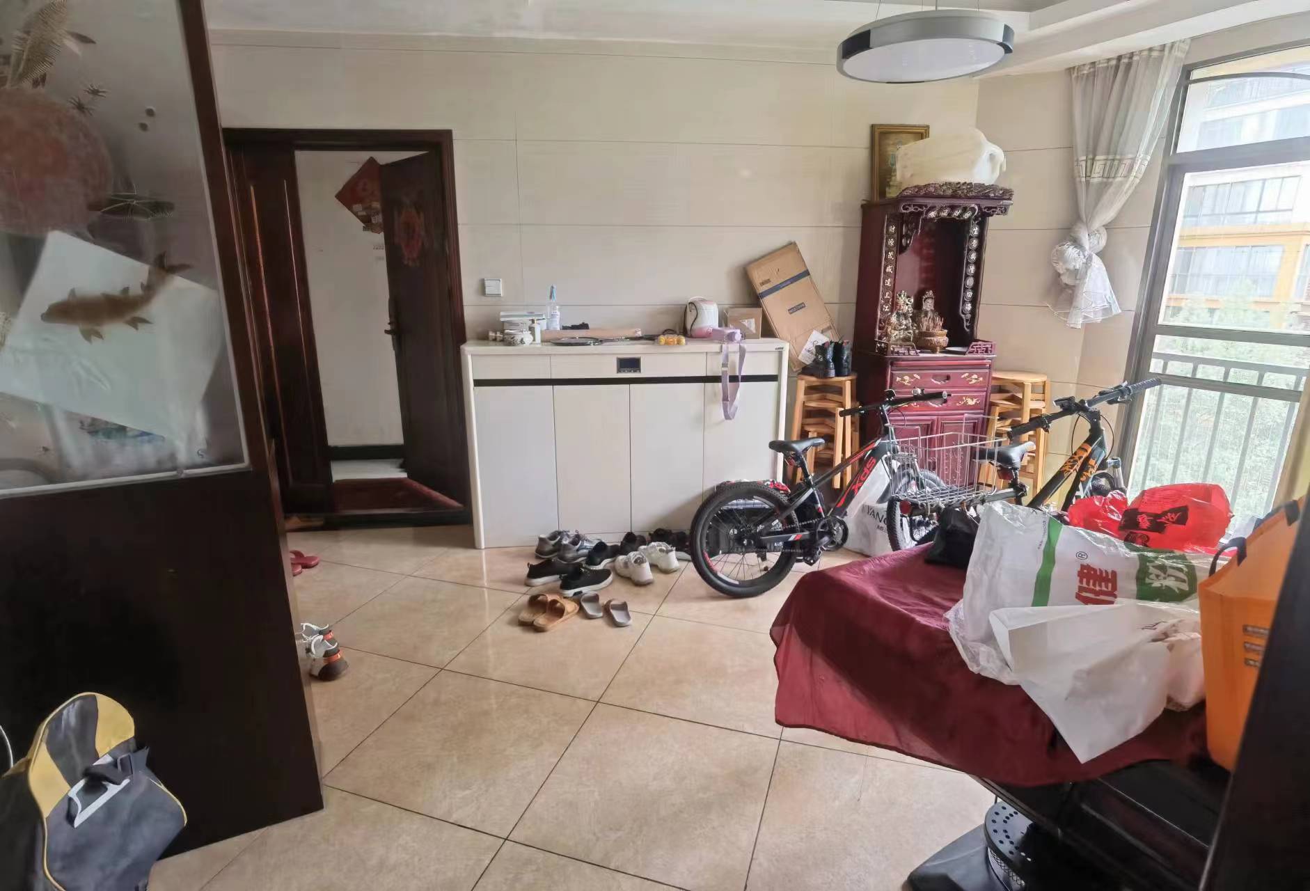 经世皇城 4室2厅2卫 142.0万 经世皇城 4室2厅2卫 142.0万室内图