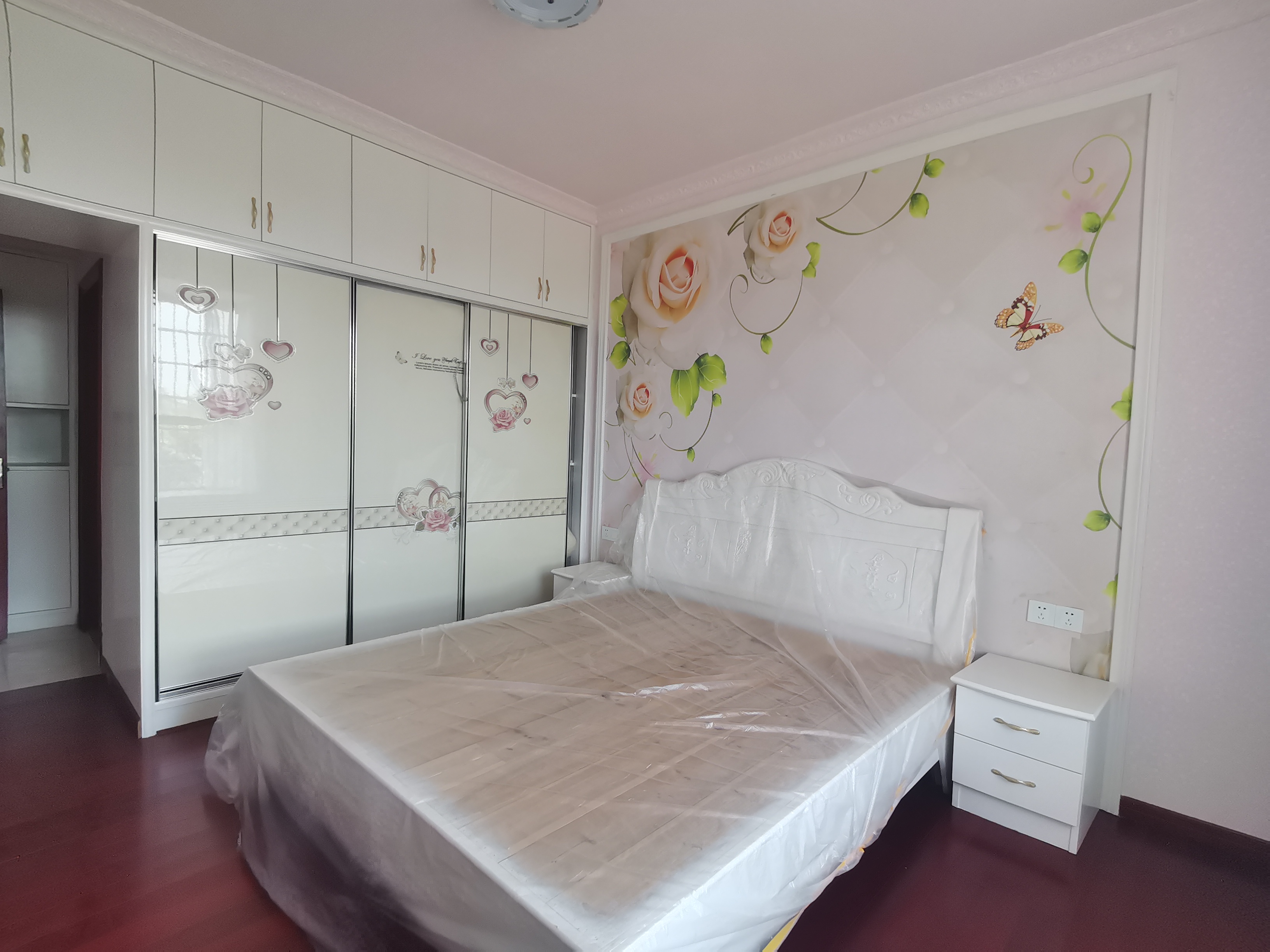 君怡家园 3室2厅2卫 72.80万 君怡家园 3室2厅2卫 72.80万客厅