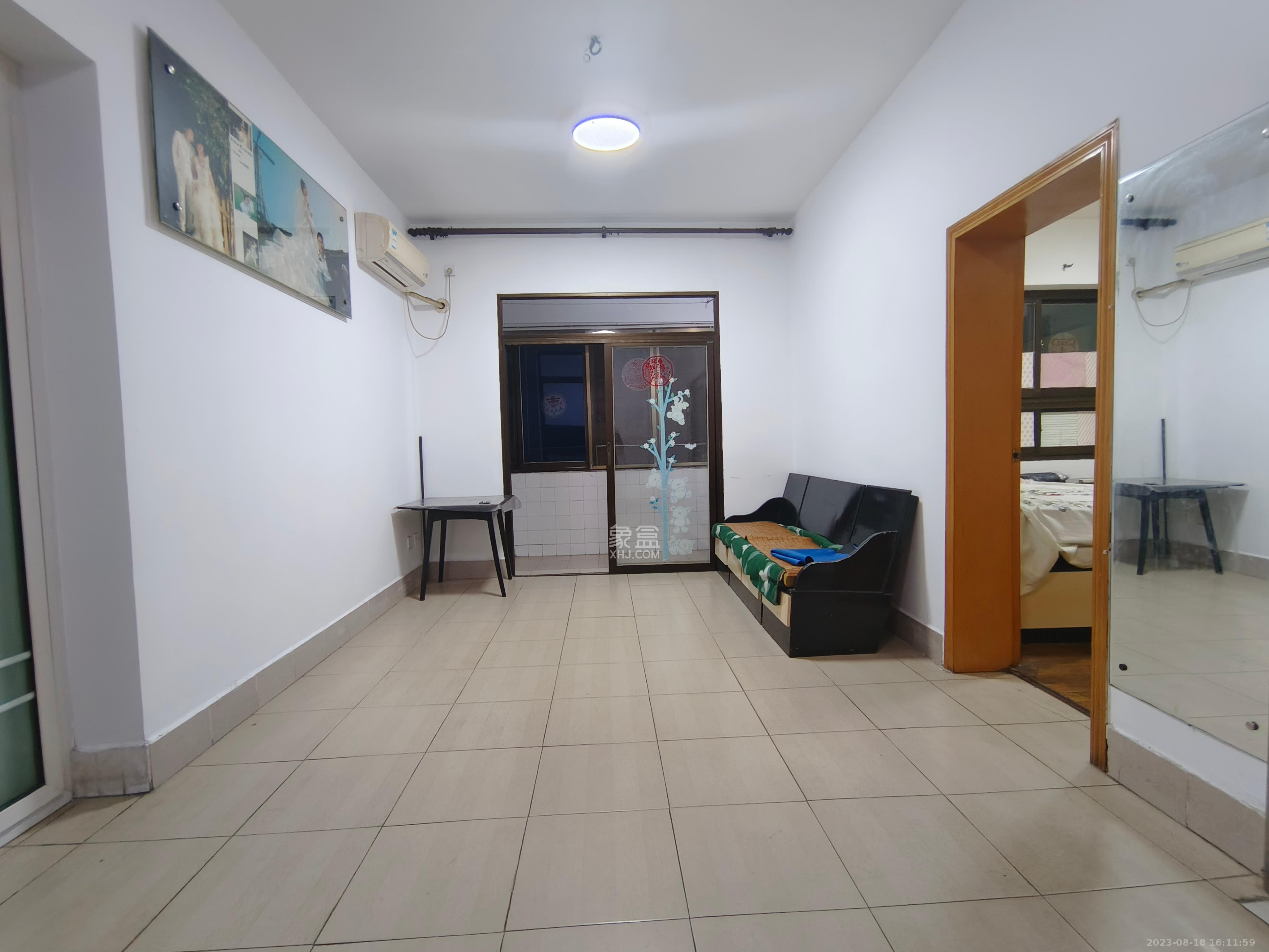 市城市公用设施开发公司宿舍 3室1厅1卫 2100.00元/月 市城市公用设施开发公司宿舍 3室1厅1卫 2100.00元/月室内图