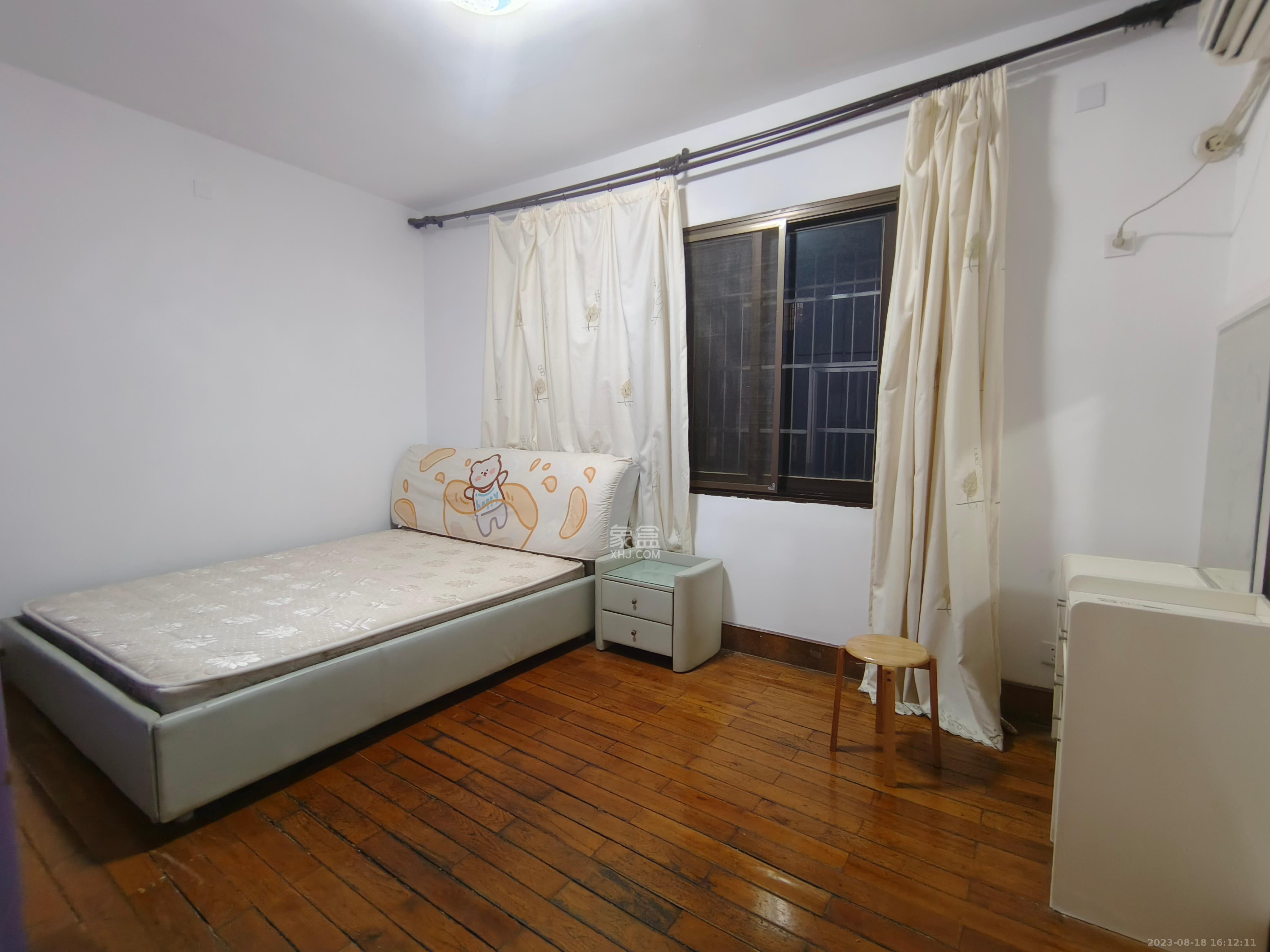 市城市公用设施开发公司宿舍 3室1厅1卫 2100.00元/月 市城市公用设施开发公司宿舍 3室1厅1卫 2100.00元/月室内图