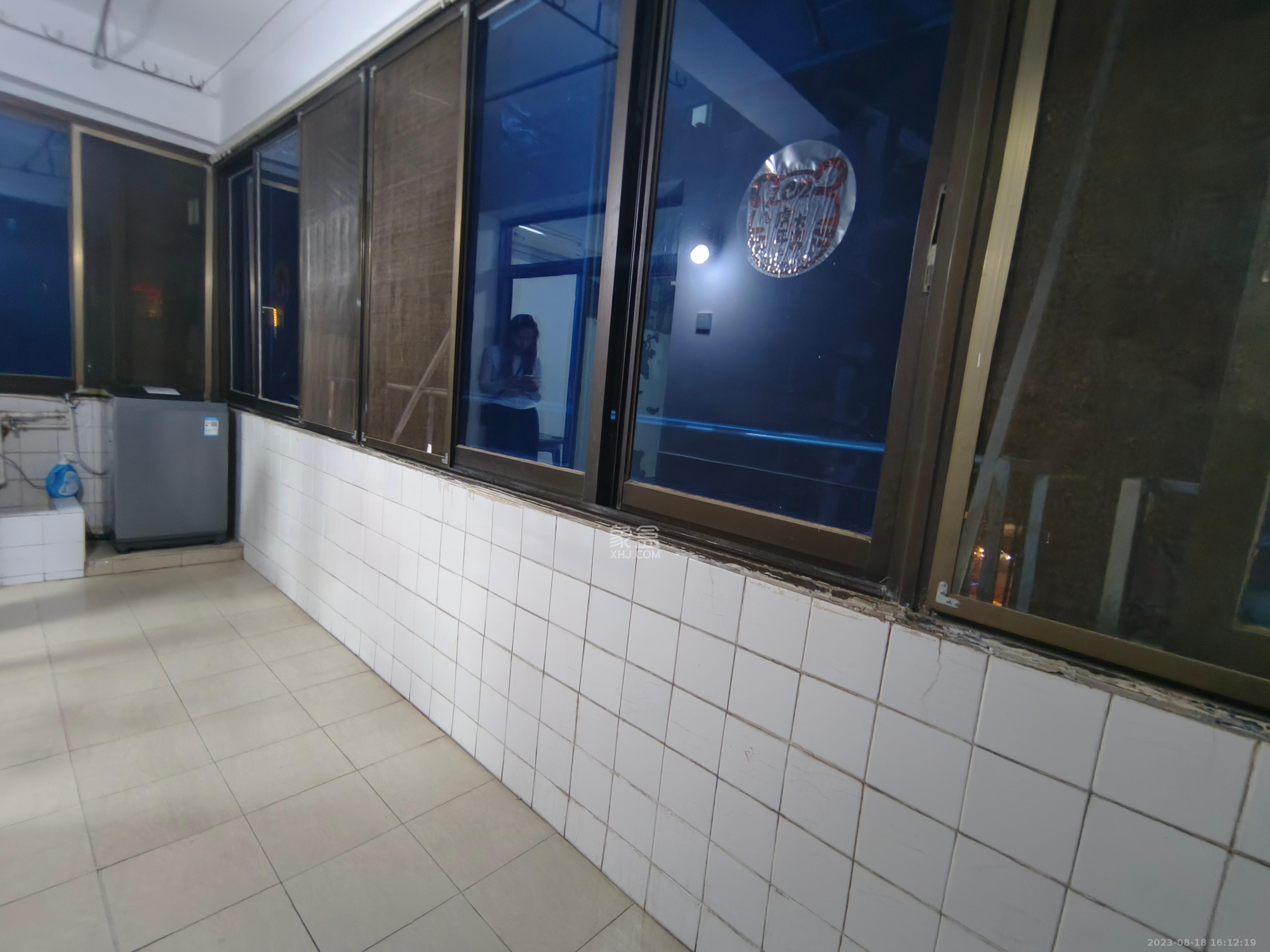 市城市公用设施开发公司宿舍 3室1厅1卫 2100.00元/月 市城市公用设施开发公司宿舍 3室1厅1卫 2100.00元/月室内图