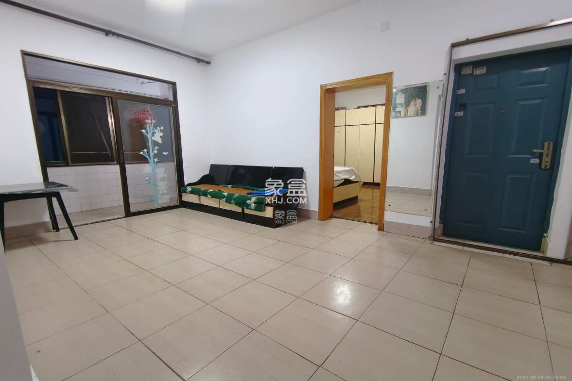 市城市公用设施开发公司宿舍 3室1厅1卫 2100.00元/月 市城市公用设施开发公司宿舍 3室1厅1卫 2100.00元/月室内图