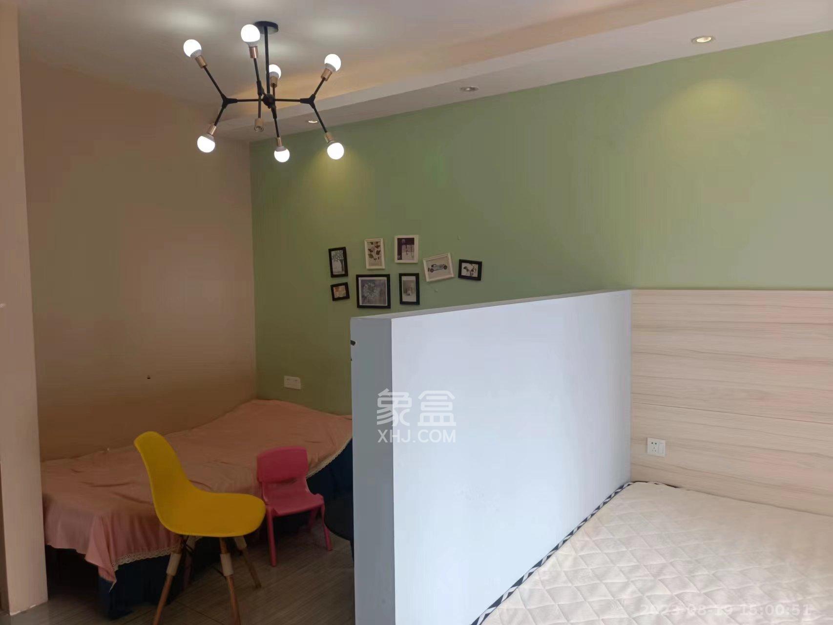 中交里城  1室1厅1卫   1500.00元/月室内图