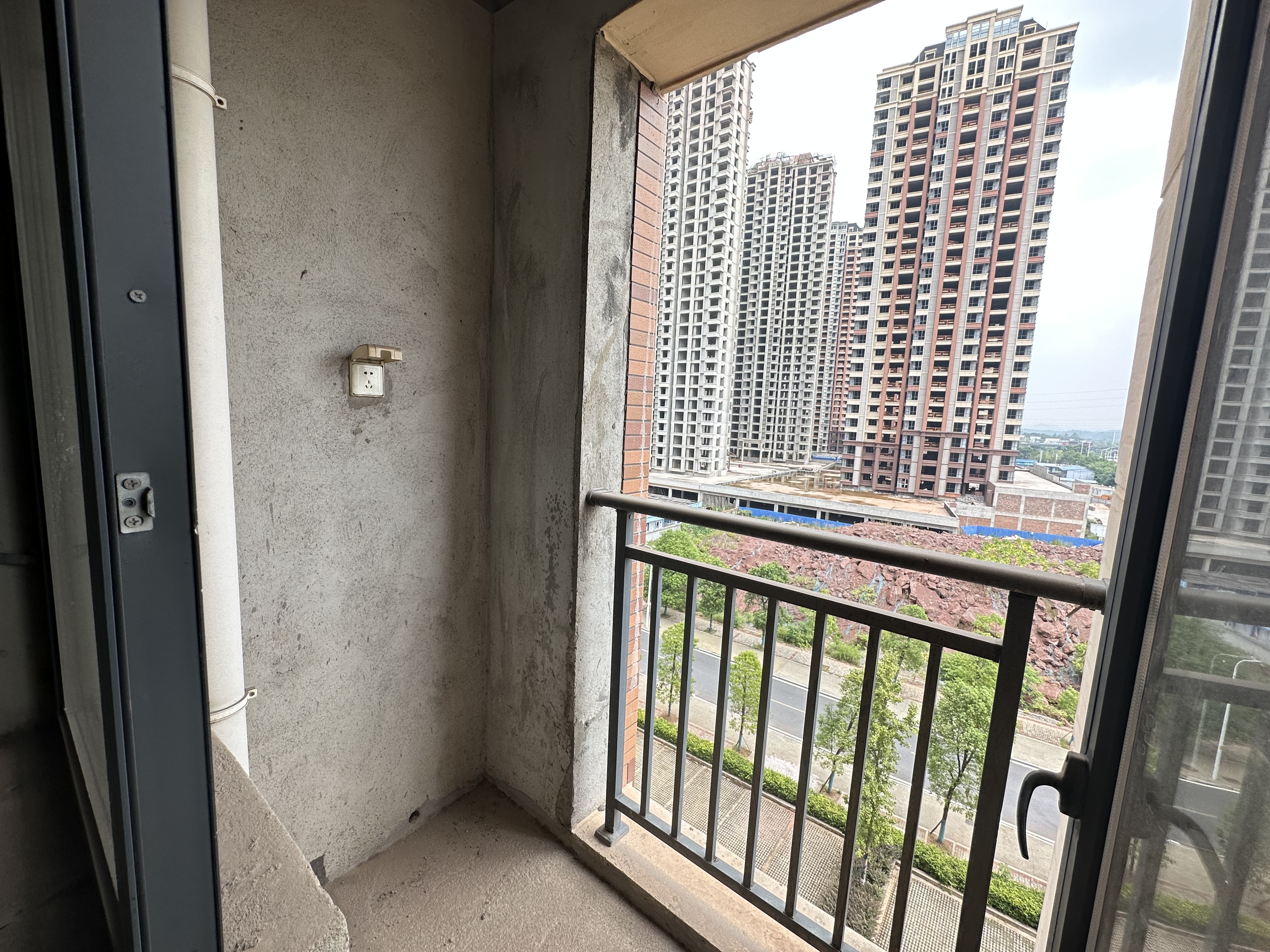 磐龙生态社区 3室2厅2卫 48.0万 磐龙生态社区 3室2厅2卫 48.0万室内图