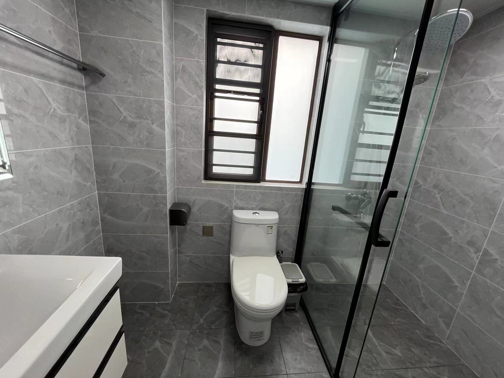 金轮津桥华府 4室2厅2卫 130.0万 金轮津桥华府 4室2厅2卫 130.0万室内图