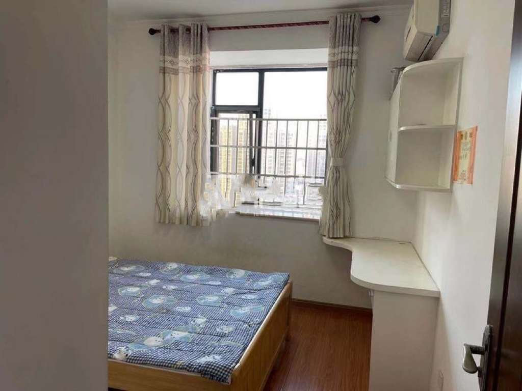 港岳豪庭  3室2厅2卫   2000.00元/月室内图
