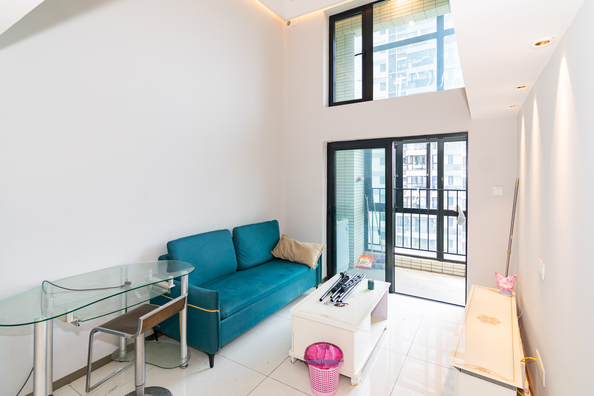 时代年华 3室2厅2卫 38.0万 时代年华 3室2厅2卫 38.0万客厅